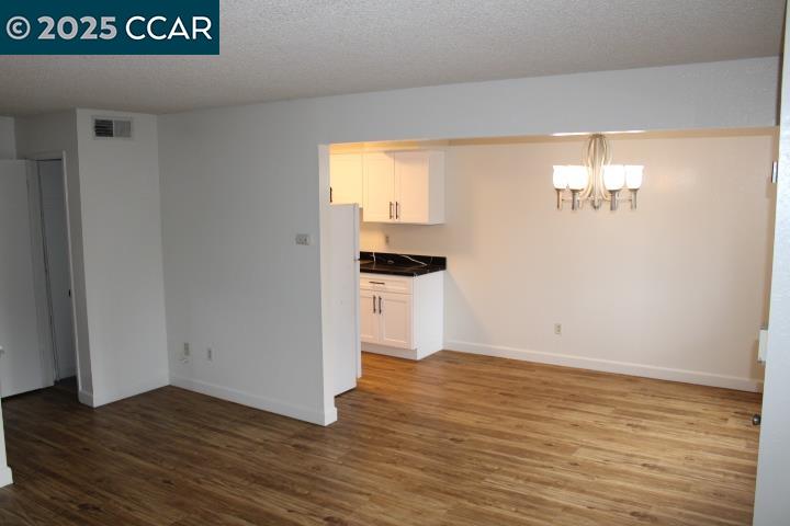 Detail Gallery Image 7 of 21 For 3430 San Pablo Dam Rd #50,  San Pablo,  CA 94803 - 2 Beds | 1/1 Baths