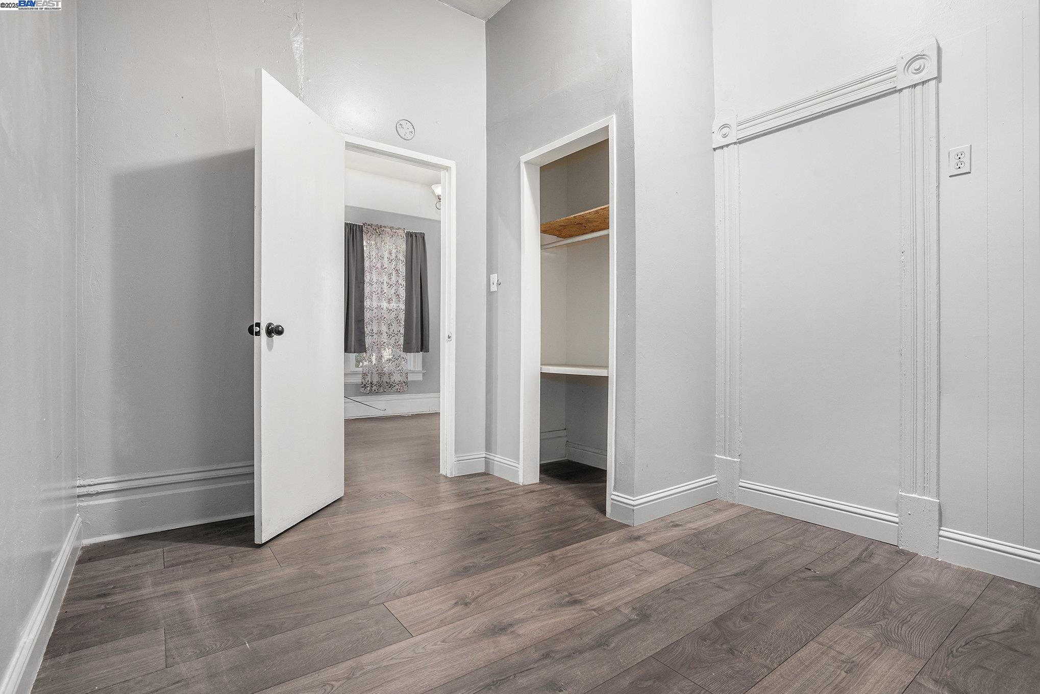 Detail Gallery Image 16 of 20 For 185 7th St, Oakland,  CA 94607 - 5 Beds | 2 Baths