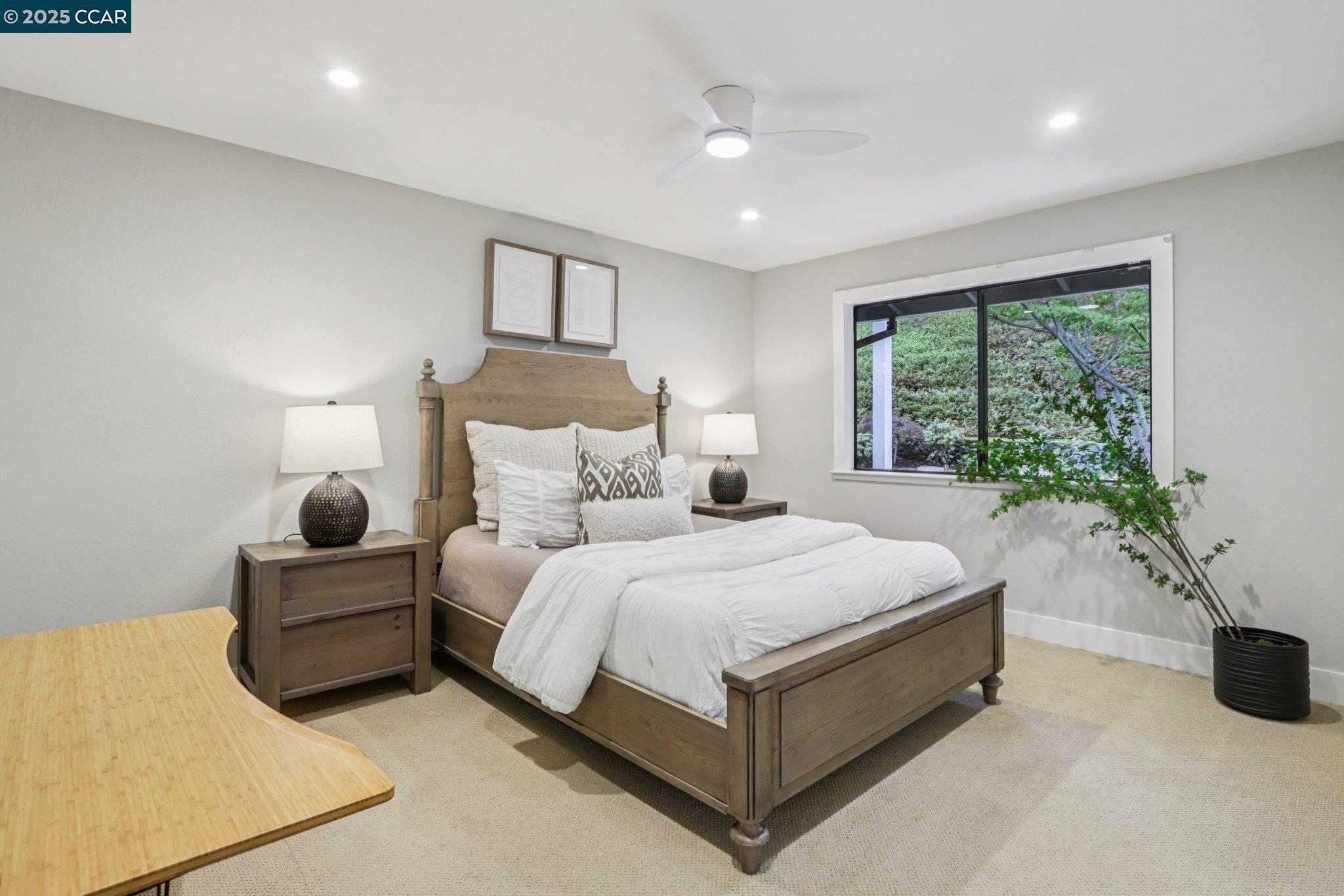 Detail Gallery Image 24 of 55 For 858 Mountain View Dr, Lafayette,  CA 94549 - 5 Beds | 3/1 Baths