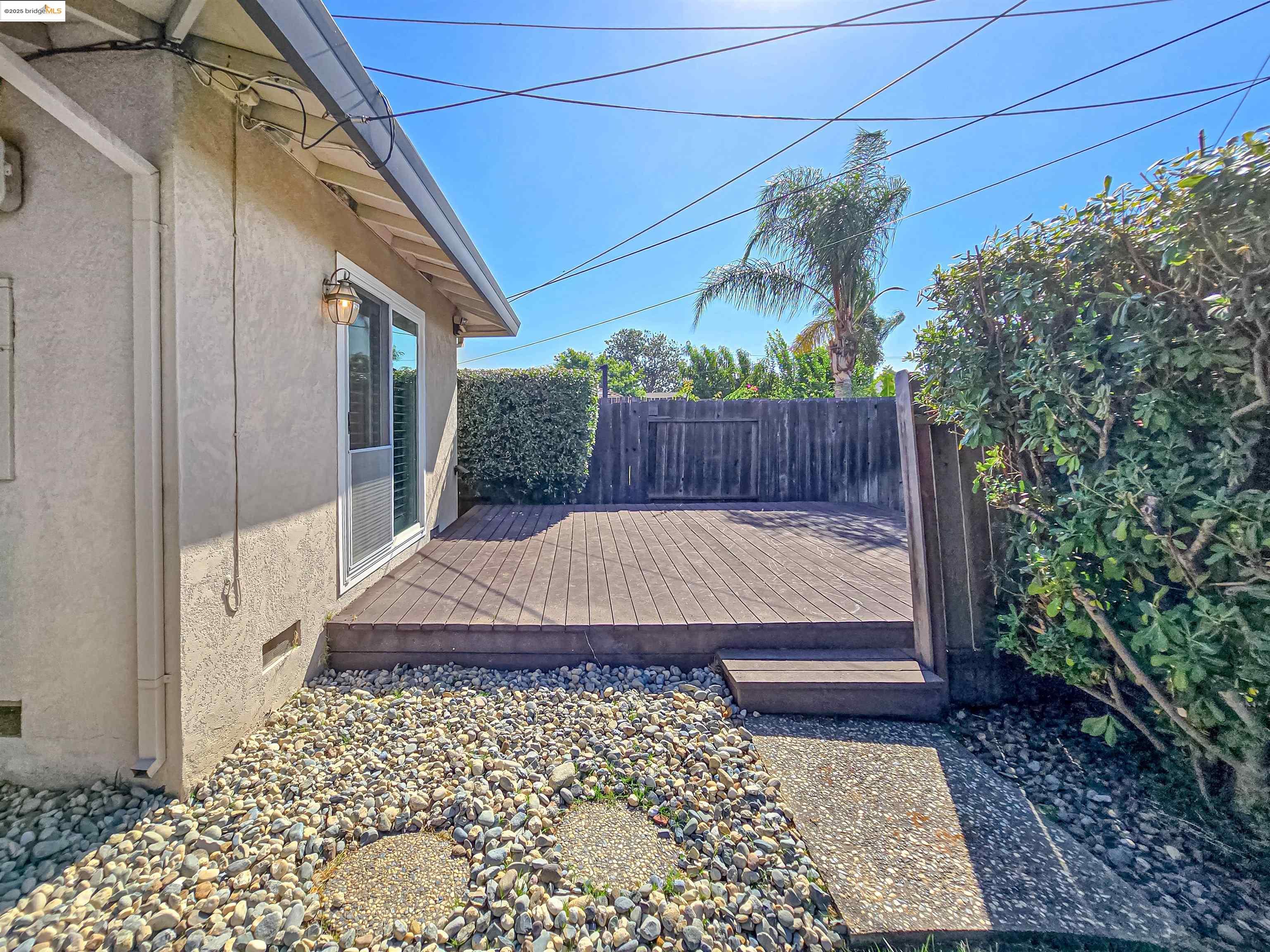 Detail Gallery Image 26 of 27 For 7036 13th St, Sacramento,  CA 95831 - 3 Beds | 2 Baths