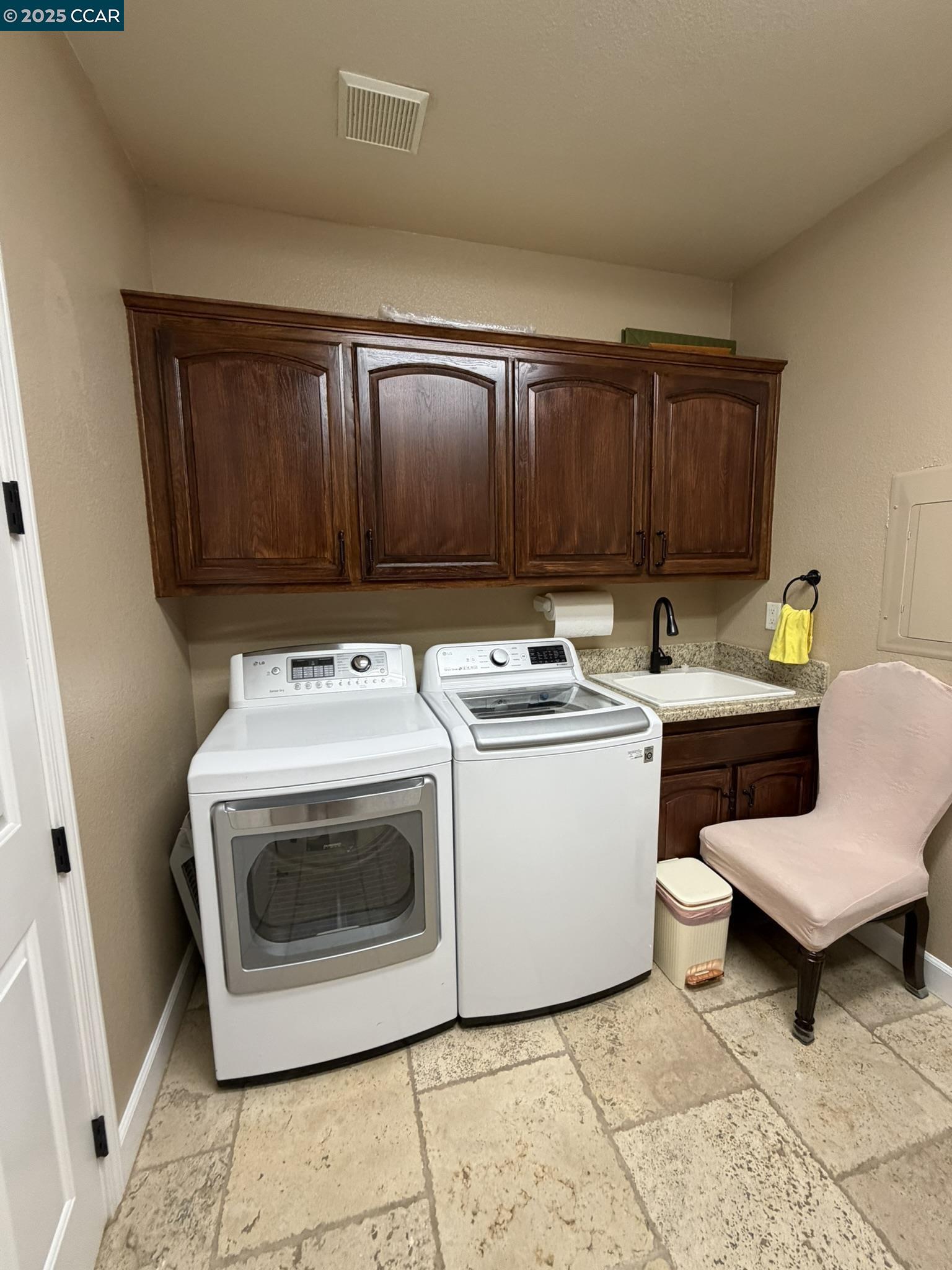 Detail Gallery Image 29 of 45 For 3973 Bolinas Place, Discovery Bay,  CA 94505 - 3 Beds | 3 Baths