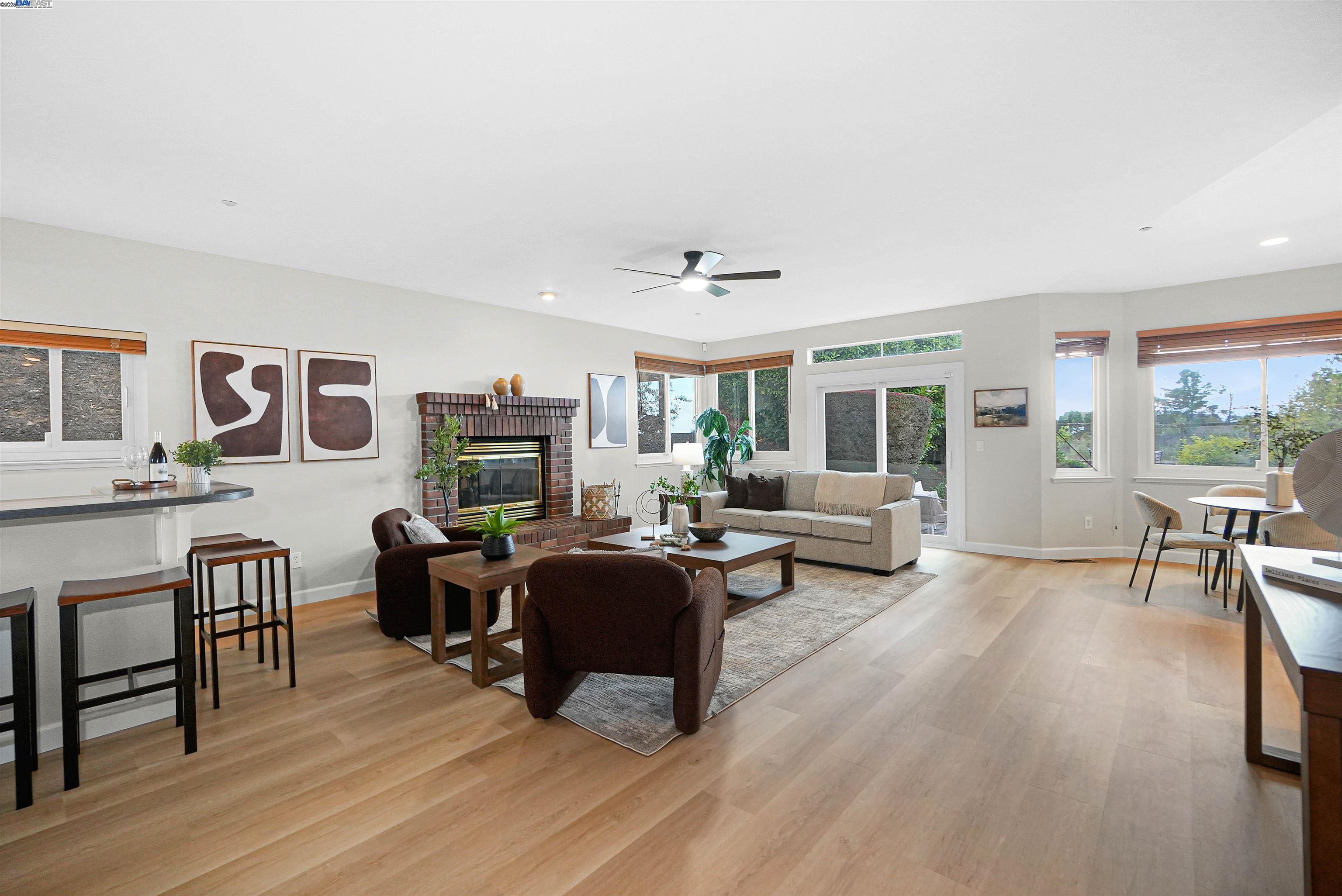 Detail Gallery Image 23 of 58 For 28475 Fox Hollow Dr, Hayward,  CA 94542 - 5 Beds | 3 Baths