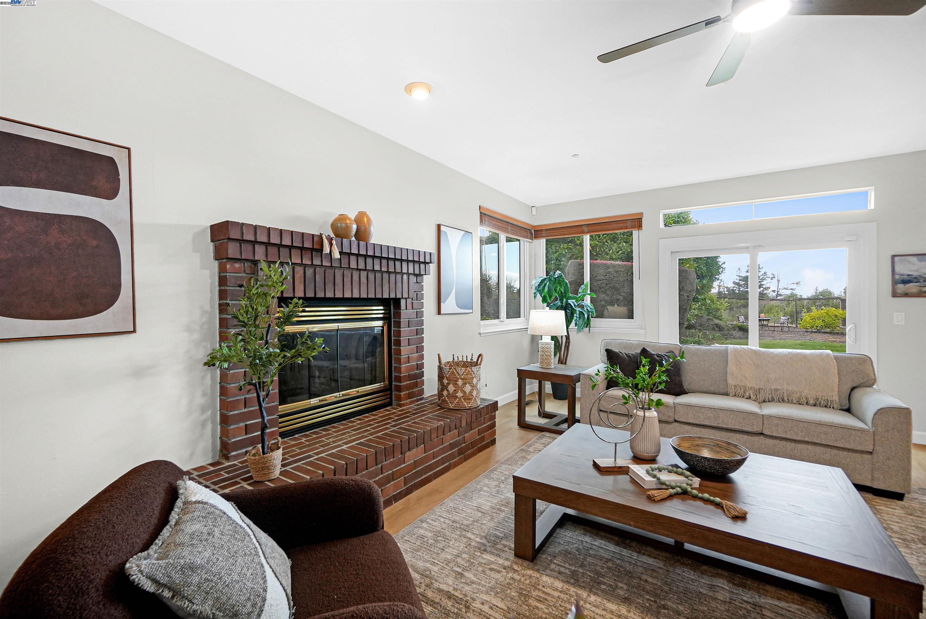 Detail Gallery Image 24 of 58 For 28475 Fox Hollow Dr, Hayward,  CA 94542 - 5 Beds | 3 Baths