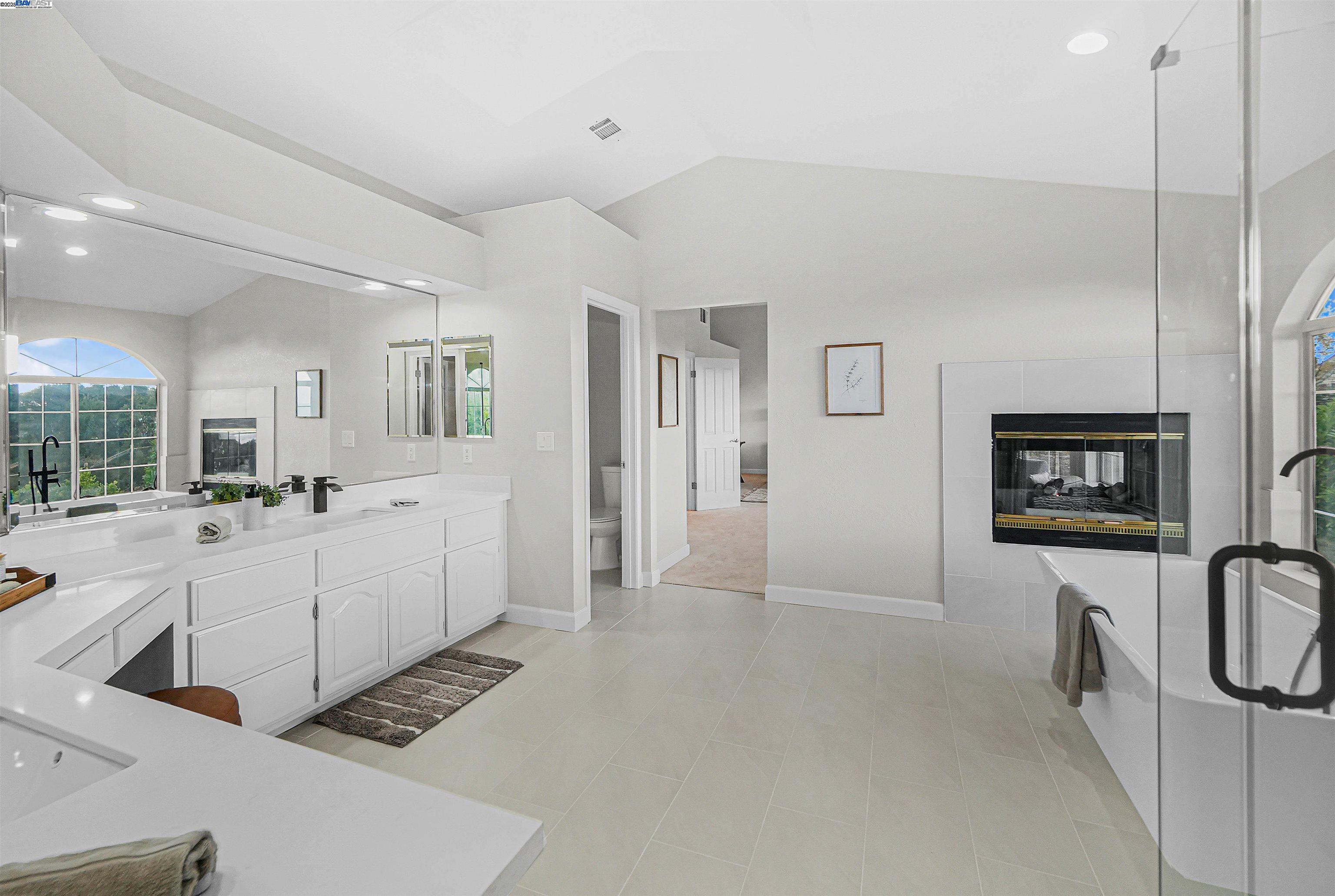 Detail Gallery Image 43 of 58 For 28475 Fox Hollow Dr, Hayward,  CA 94542 - 5 Beds | 3 Baths