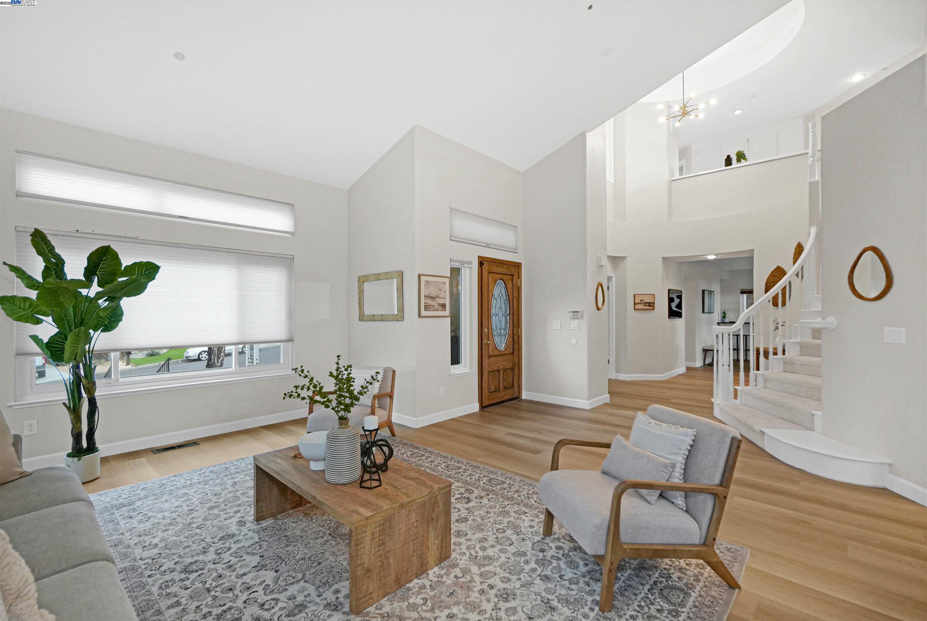 Detail Gallery Image 7 of 58 For 28475 Fox Hollow Dr, Hayward,  CA 94542 - 5 Beds | 3 Baths