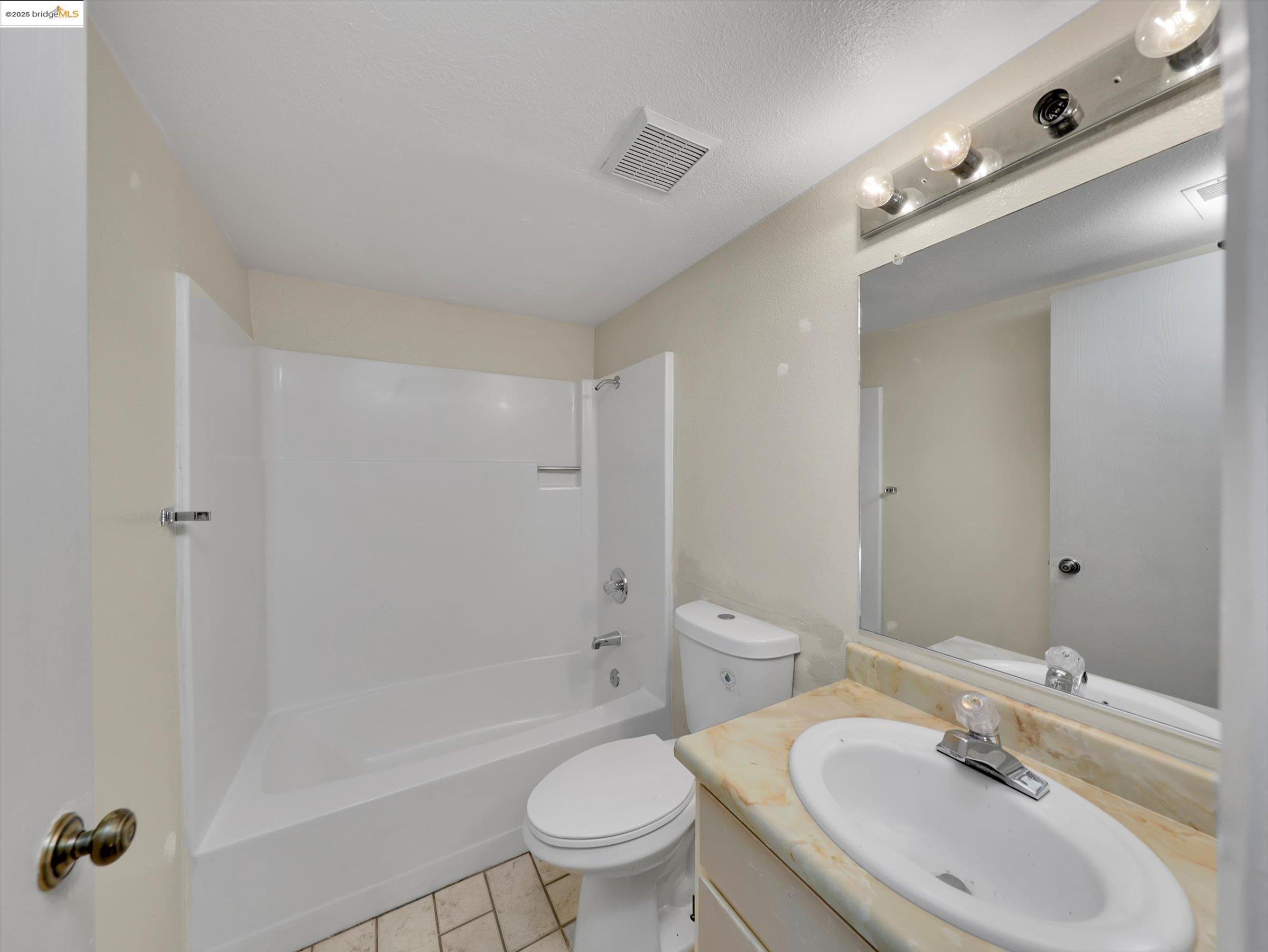 Photo #22: 41117859 Listing: Photo #22