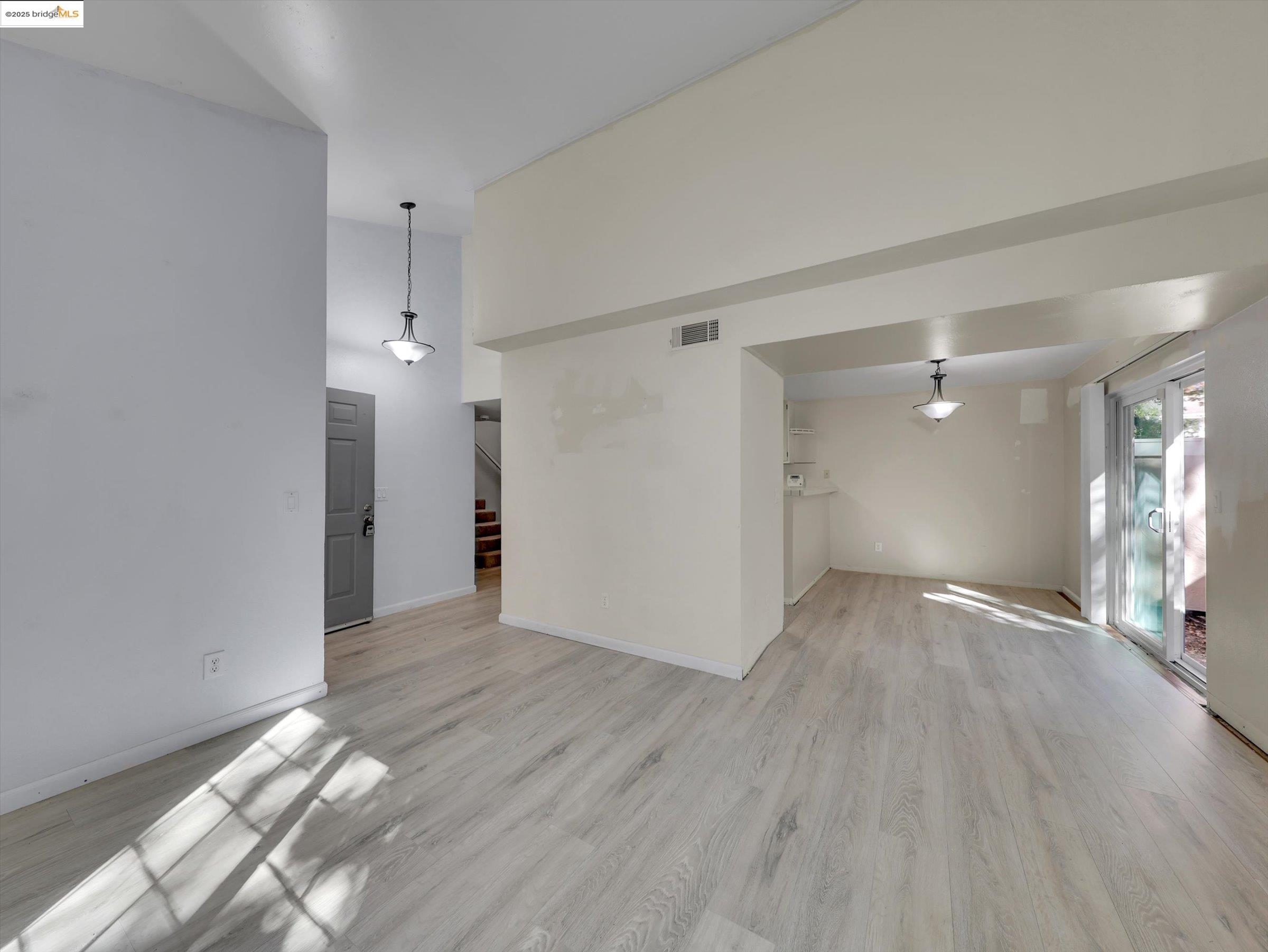 Photo #10: 41117859 Listing: Photo #10