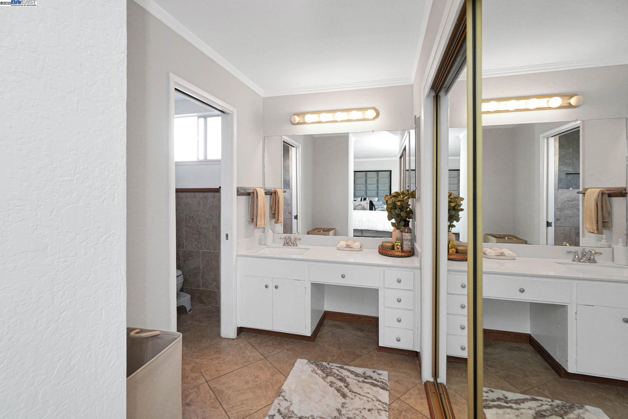 Detail Gallery Image 30 of 57 For 27956 Edgecliff Way, Hayward,  CA 94542 - 4 Beds | 3 Baths