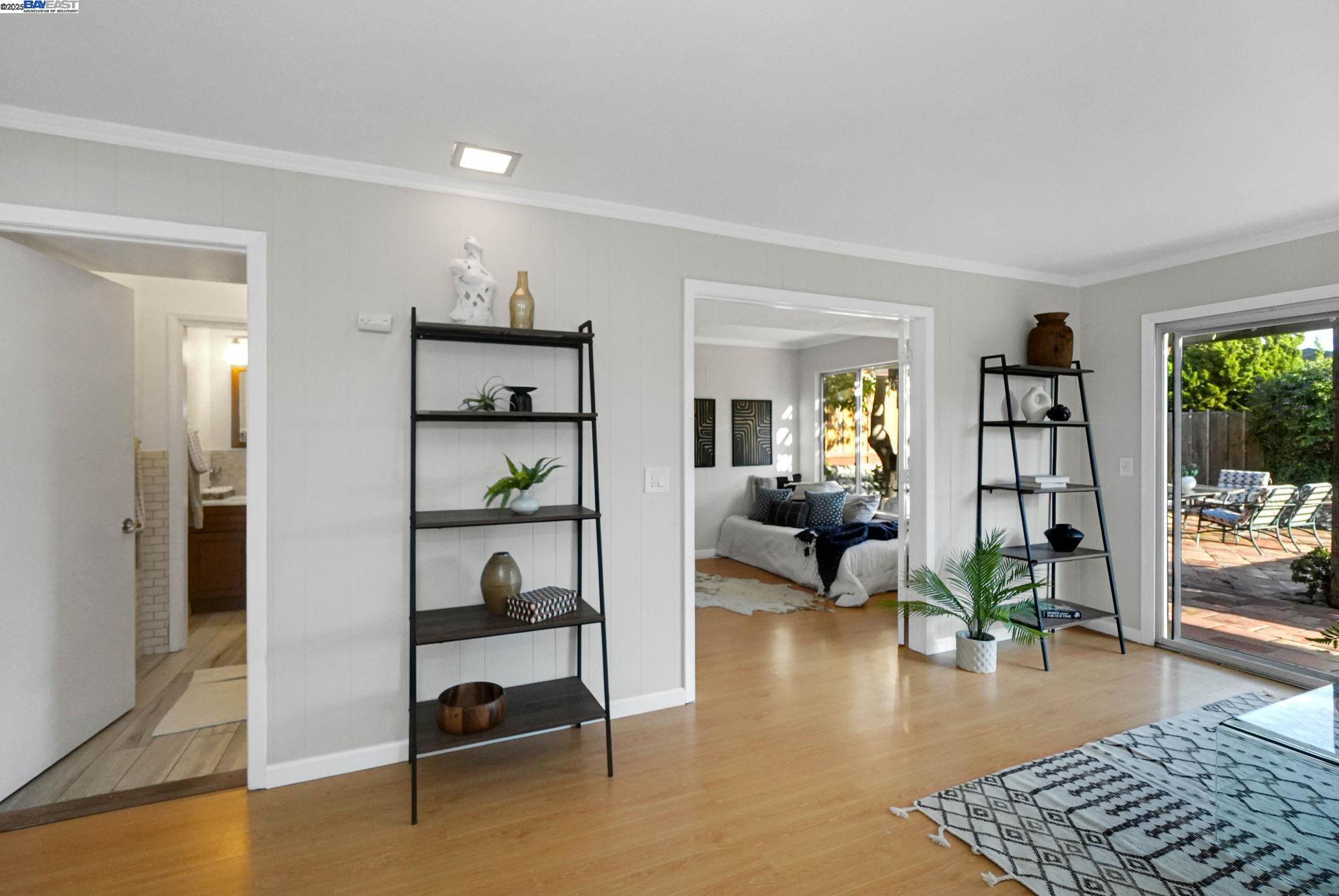 Detail Gallery Image 34 of 57 For 27956 Edgecliff Way, Hayward,  CA 94542 - 4 Beds | 3 Baths