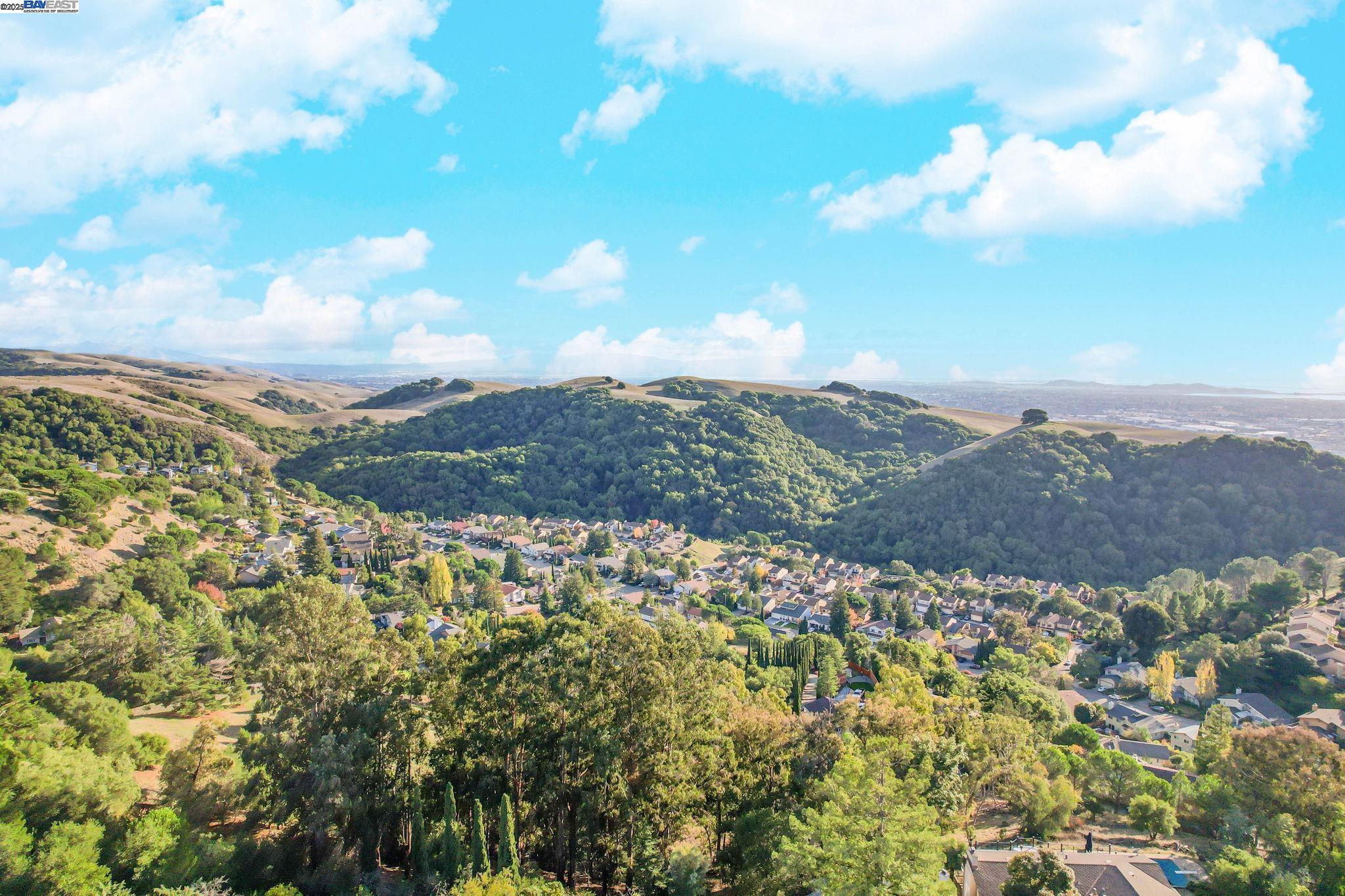 Detail Gallery Image 55 of 57 For 27956 Edgecliff Way, Hayward,  CA 94542 - 4 Beds | 3 Baths