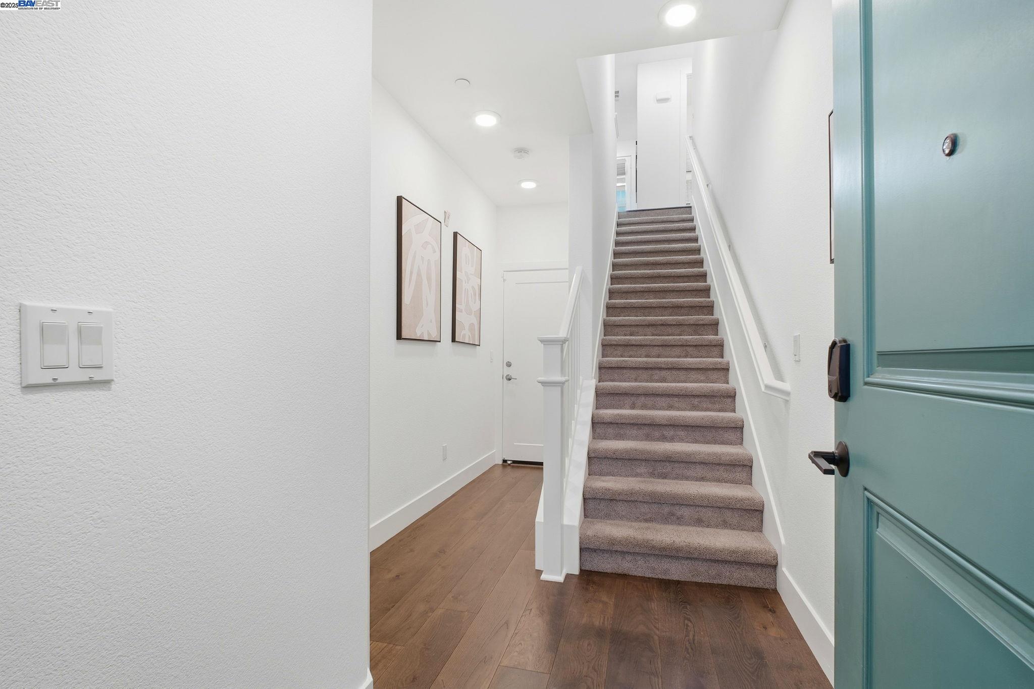 Detail Gallery Image 20 of 42 For 155 Branta Cmn, Fremont,  CA 94539 - 3 Beds | 3/1 Baths