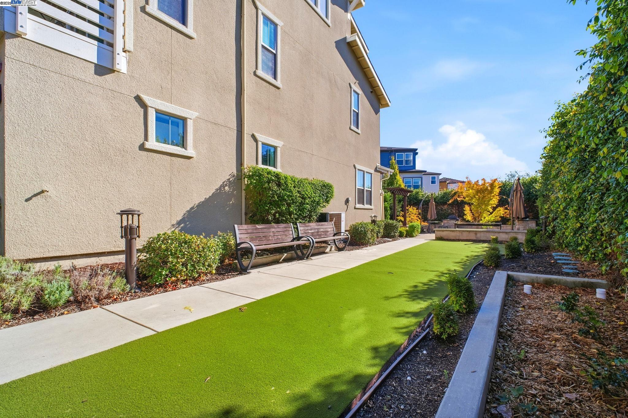 Detail Gallery Image 38 of 42 For 155 Branta Cmn, Fremont,  CA 94539 - 3 Beds | 3/1 Baths