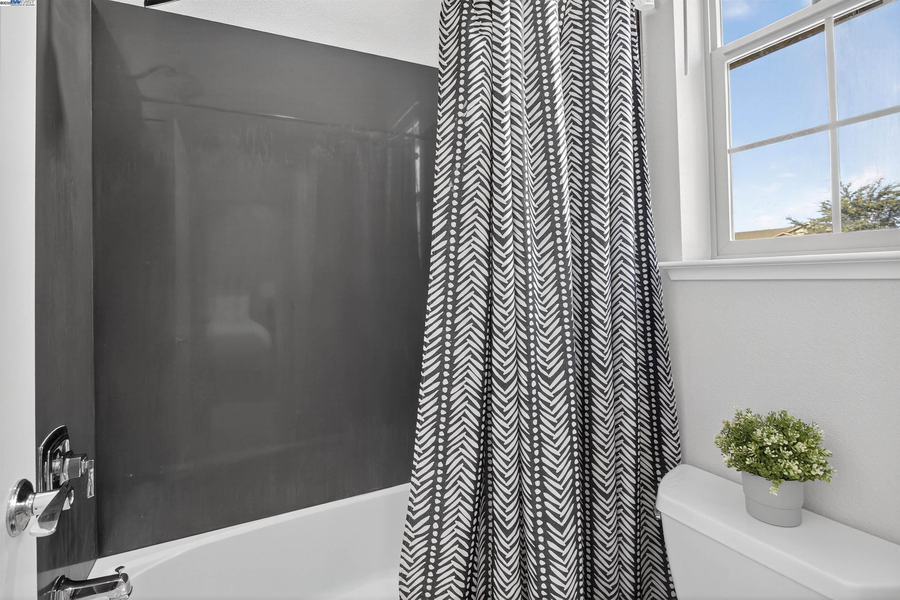 Photo #38: 41117873 Listing: Photo #38