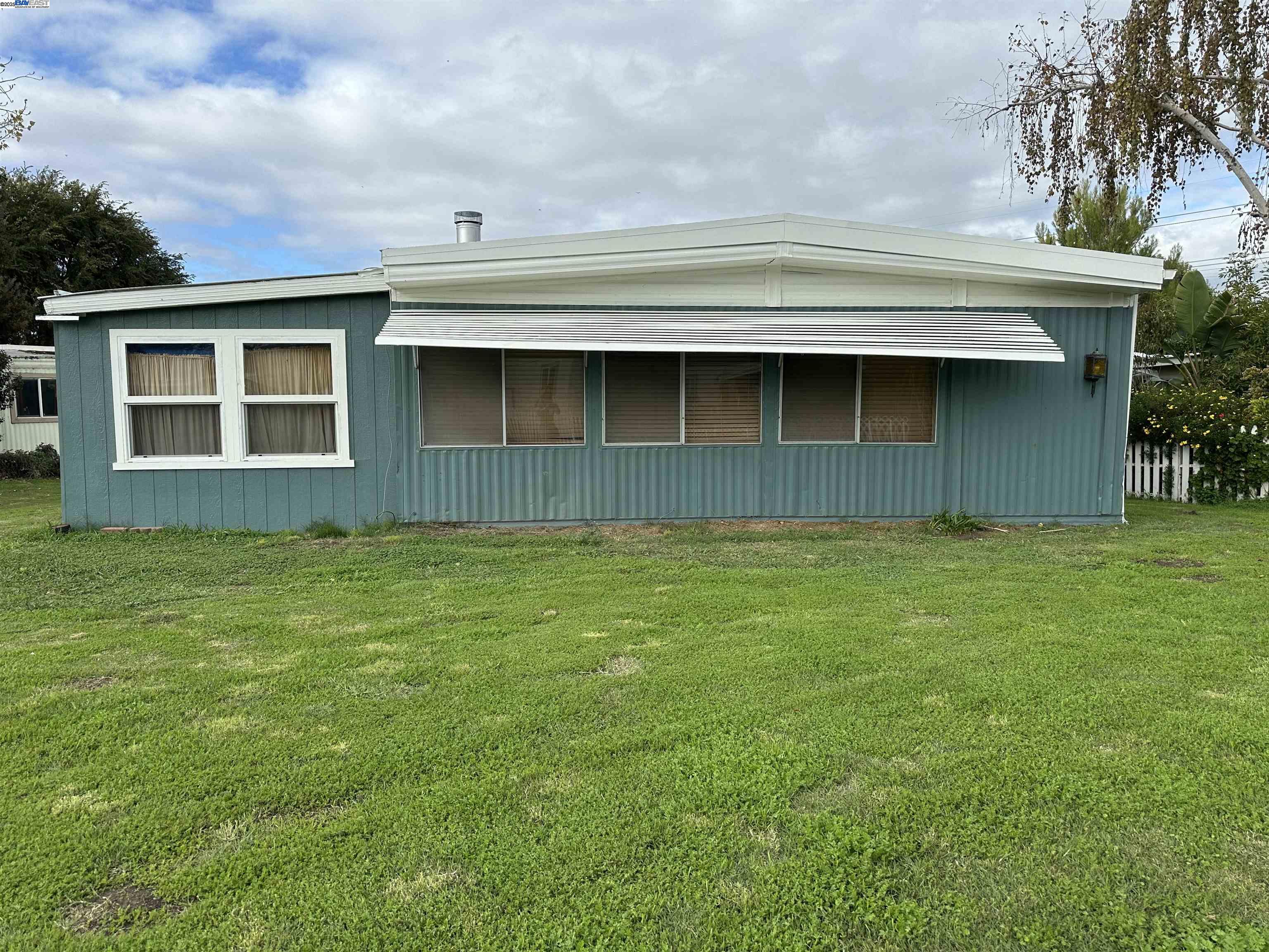 Detail Gallery Image 18 of 30 For 126 Fisk Terrace, Fremont,  CA 94538 - 3 Beds | 2 Baths