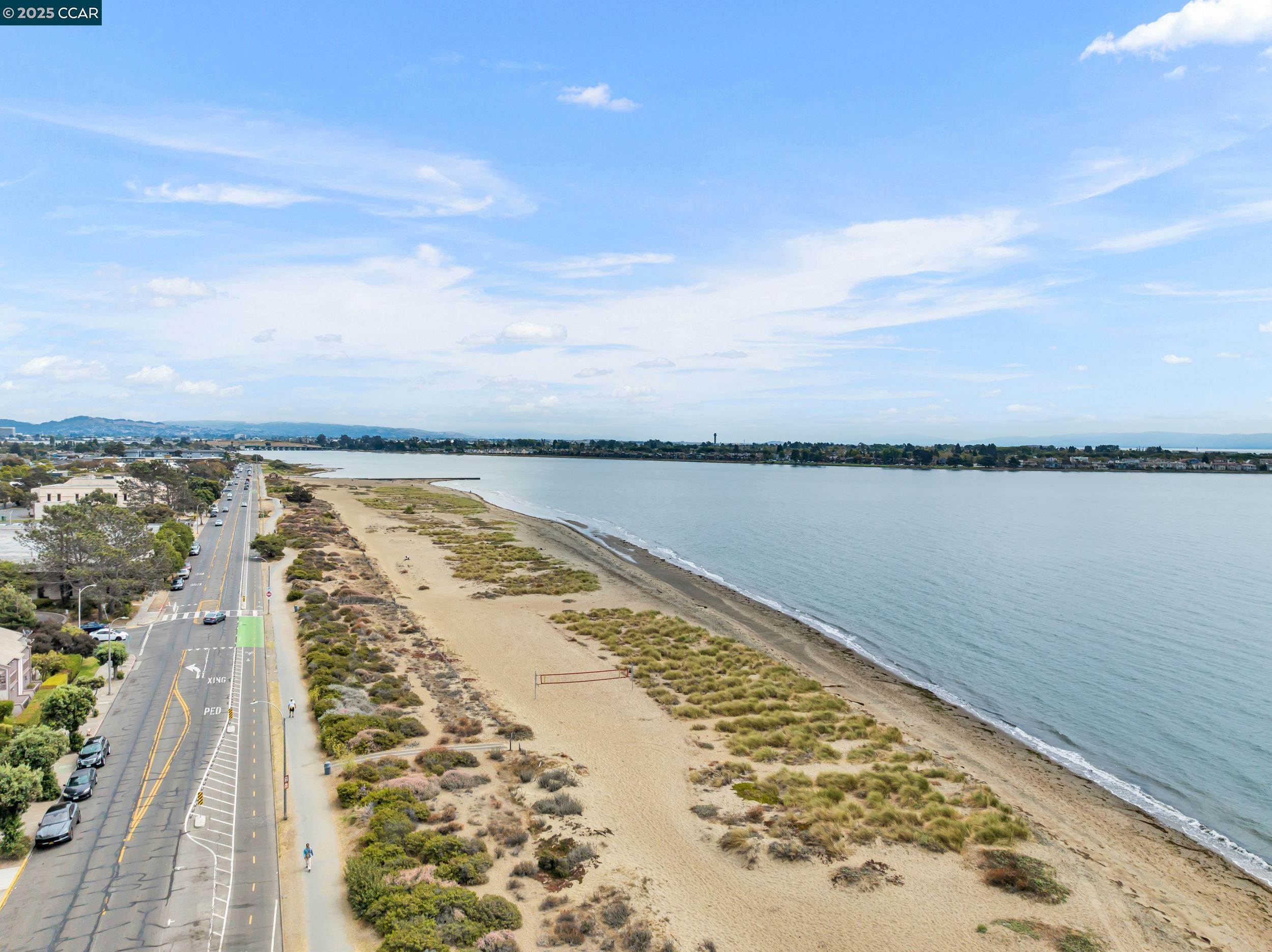 Detail Gallery Image 33 of 45 For 2137 Otis Dr #111,  Alameda,  CA 94501 - 1 Beds | 1 Baths