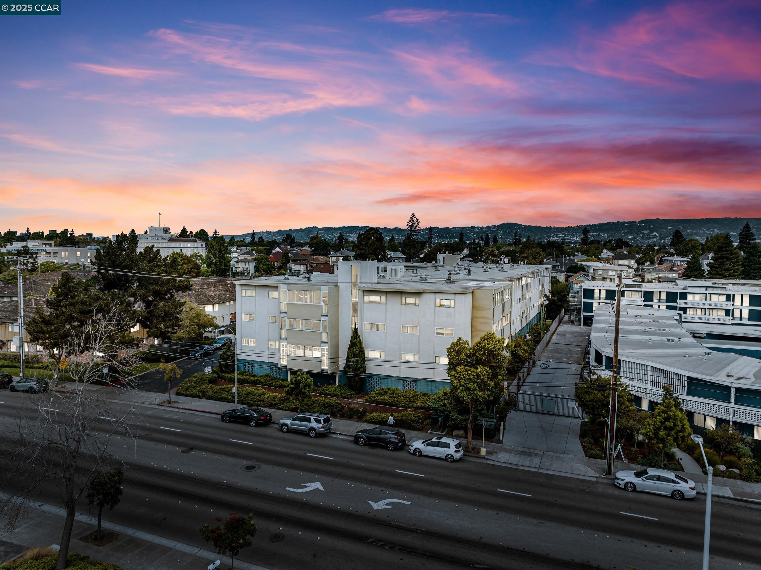 Detail Gallery Image 36 of 45 For 2137 Otis Dr #111,  Alameda,  CA 94501 - 1 Beds | 1 Baths