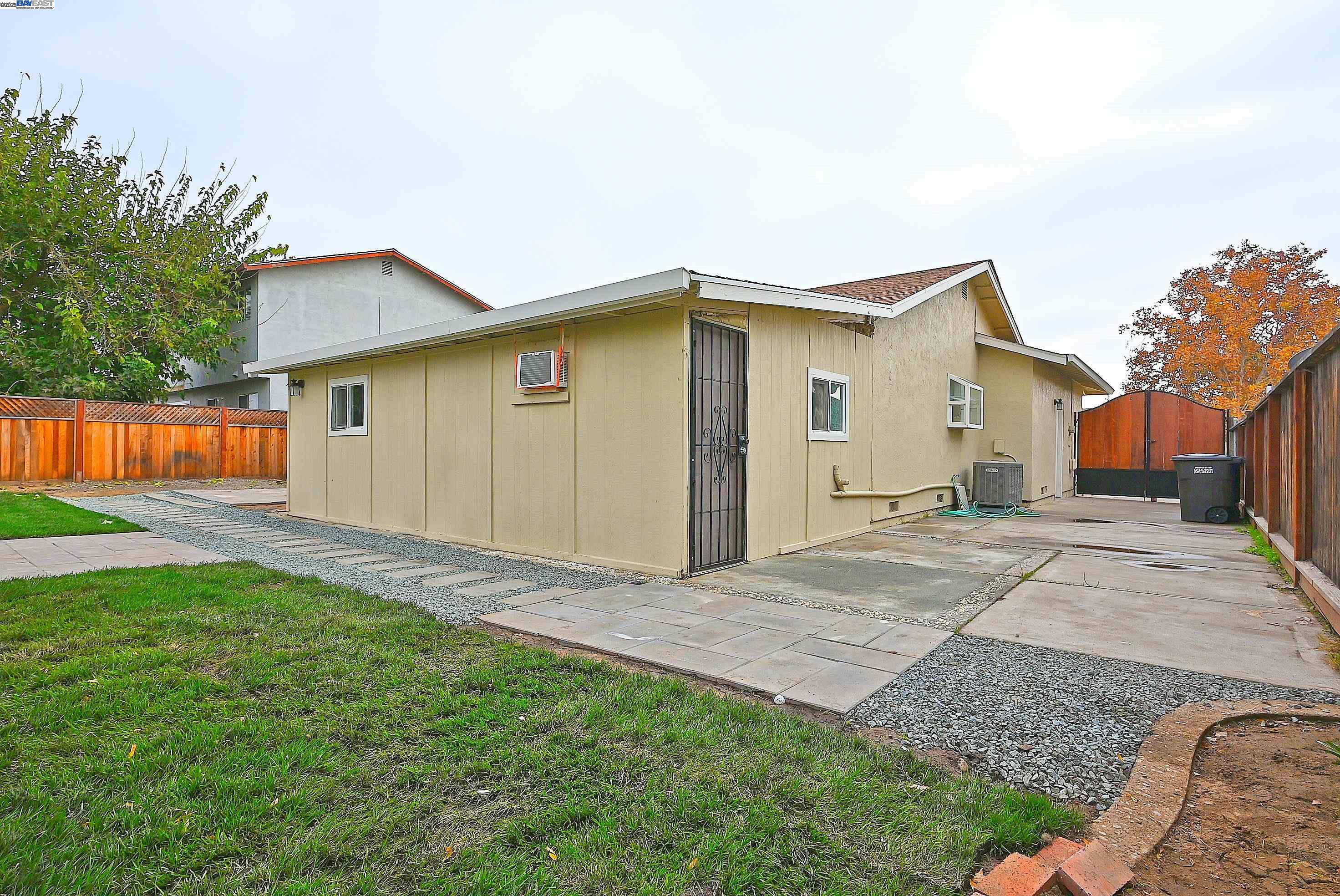 Detail Gallery Image 32 of 45 For 974 Walnut Dr, Oakley,  CA 94561 - 3 Beds | 1 Baths