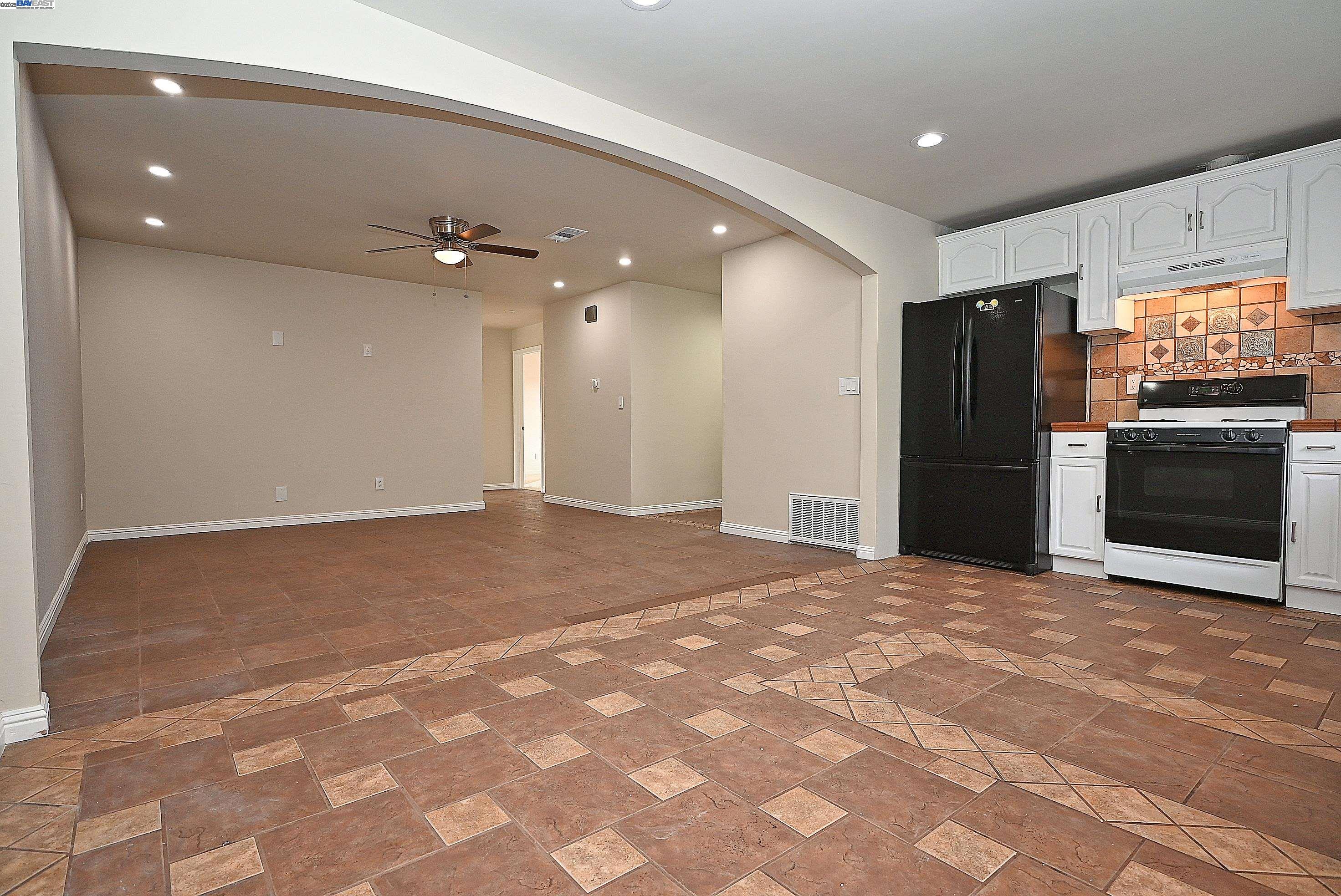 Detail Gallery Image 34 of 45 For 974 Walnut Dr, Oakley,  CA 94561 - 3 Beds | 1 Baths