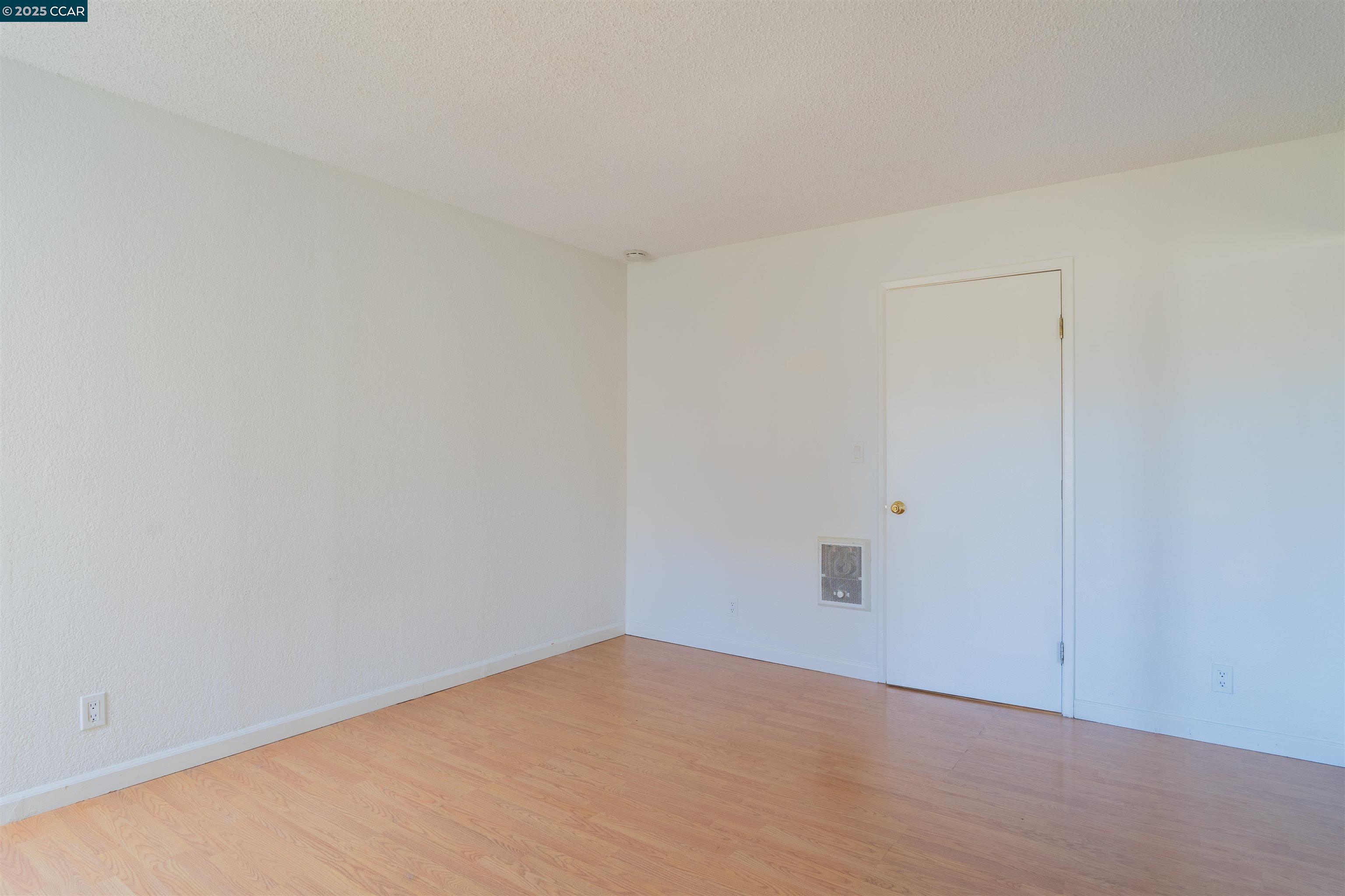 Detail Gallery Image 17 of 26 For 466 Crescent St #306,  Oakland,  CA 94610 - 1 Beds | 1 Baths