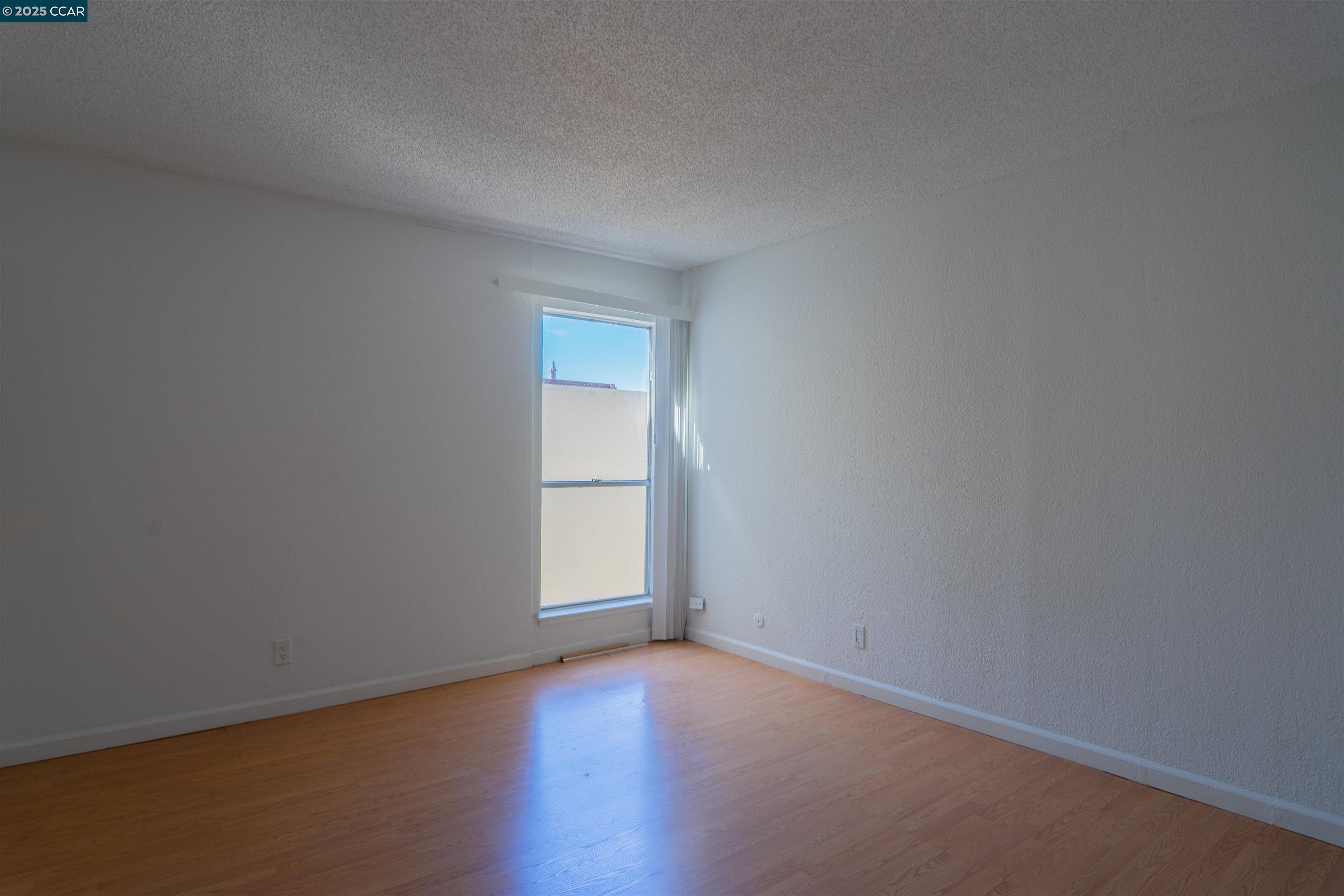 Detail Gallery Image 19 of 26 For 466 Crescent St #306,  Oakland,  CA 94610 - 1 Beds | 1 Baths