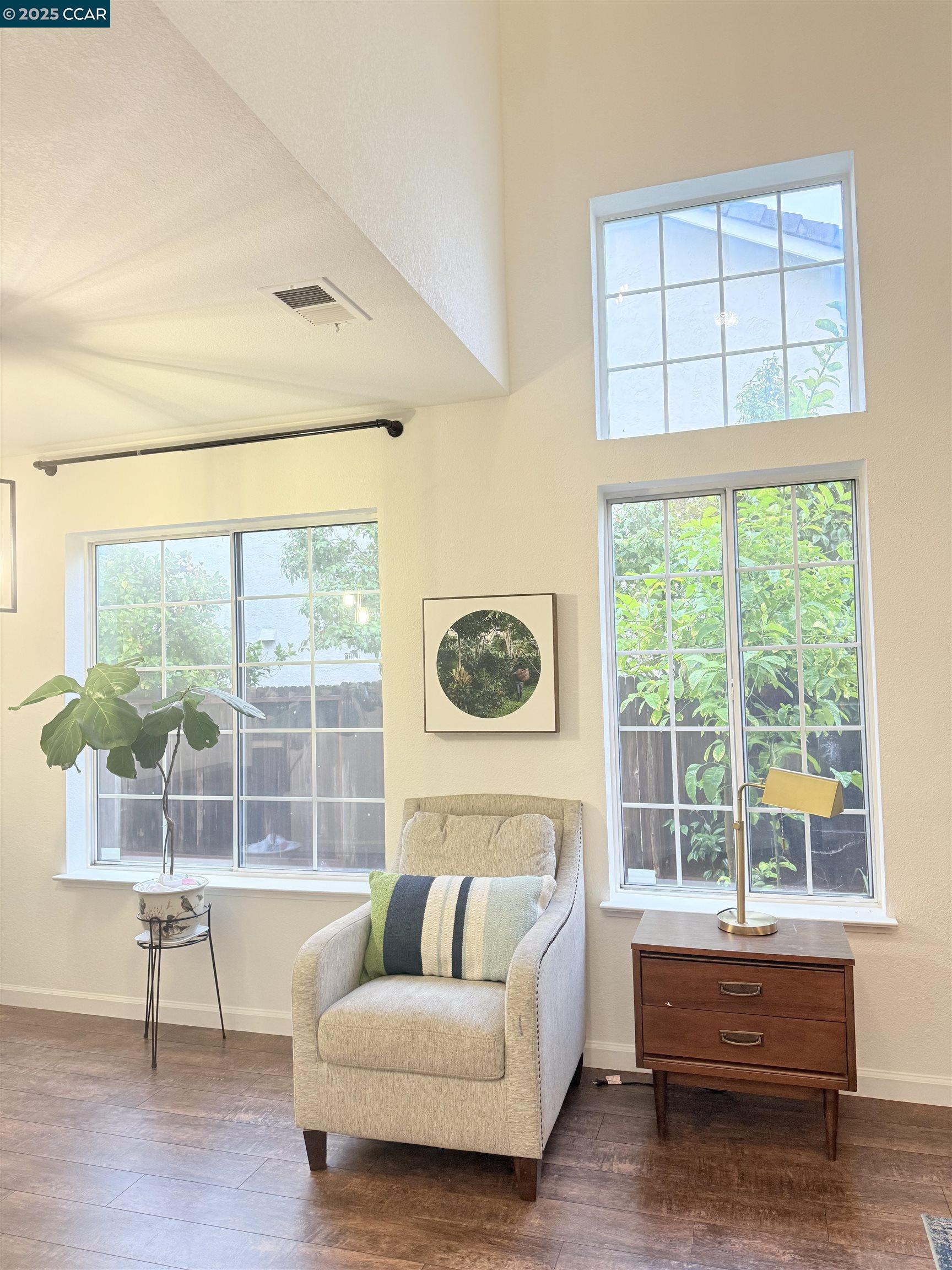 Detail Gallery Image 3 of 37 For 360 Gull Pl, Pittsburg,  CA 94565 - 4 Beds | 3 Baths