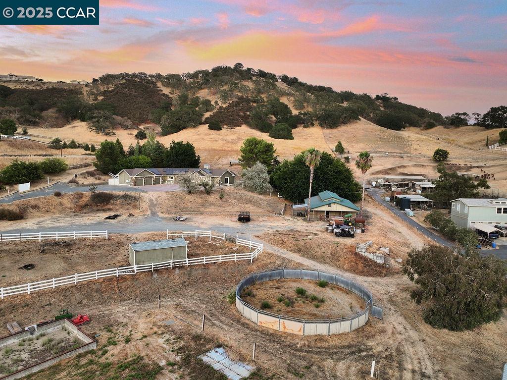 Detail Gallery Image 4 of 56 For 4161 Leon Drive, Clayton,  CA 94517-9702 - 4 Beds | 3 Baths