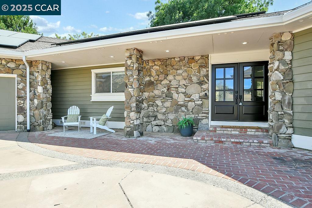 Detail Gallery Image 4 of 58 For 4161 Leon Drive, Clayton,  CA 94517-9702 - 4 Beds | 3 Baths