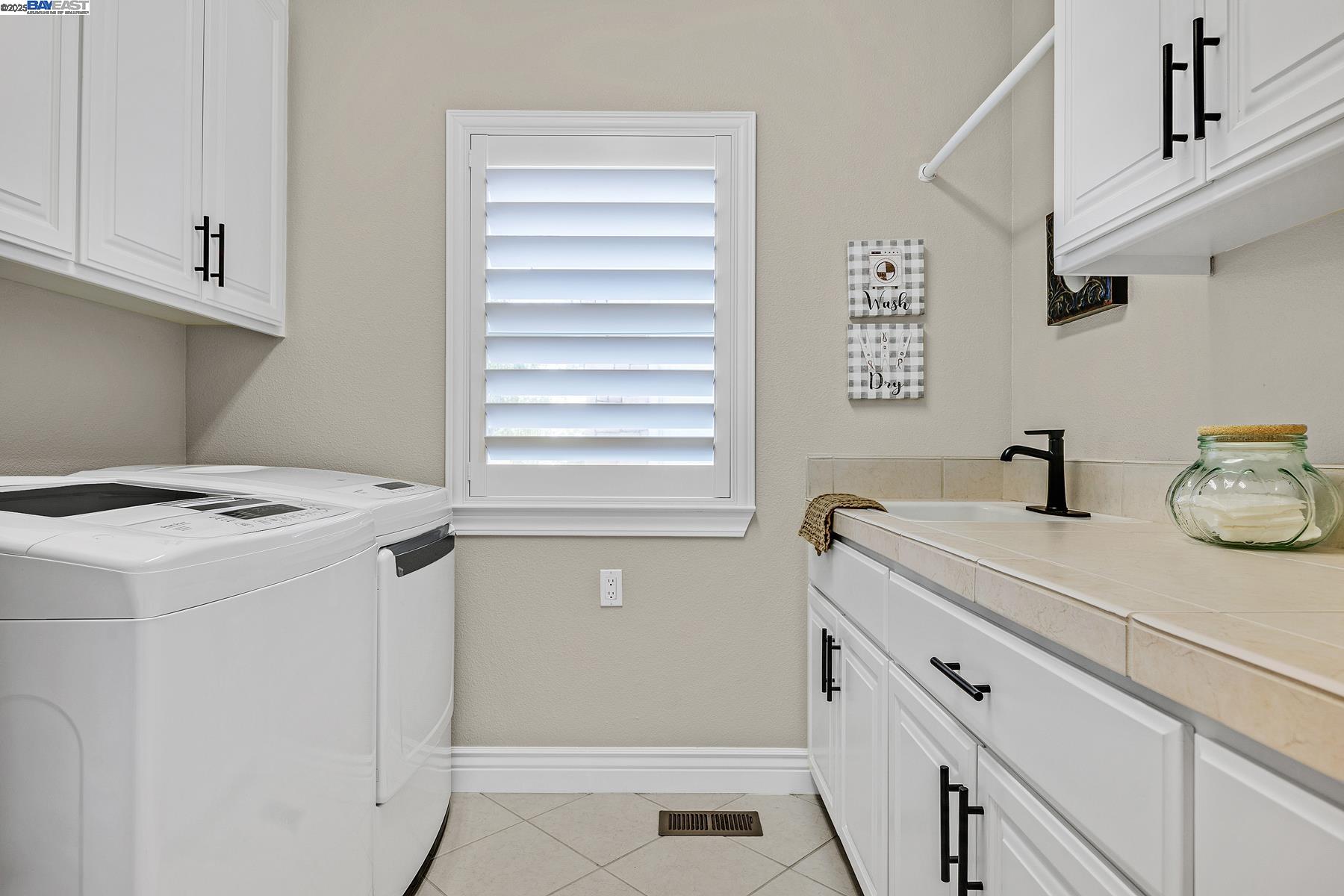 Detail Gallery Image 31 of 60 For 6315 Club House Dr, Pleasanton,  CA 94566-9867 - 4 Beds | 3/2 Baths