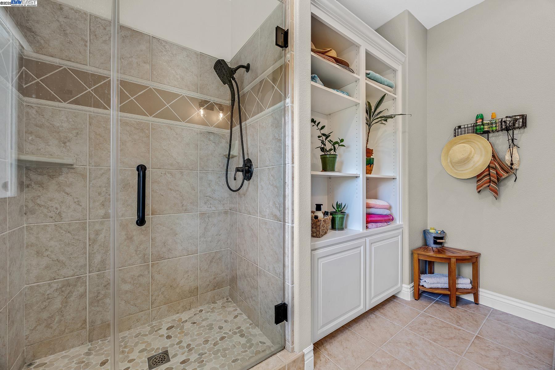 Detail Gallery Image 32 of 60 For 6315 Club House Dr, Pleasanton,  CA 94566-9867 - 4 Beds | 3/2 Baths