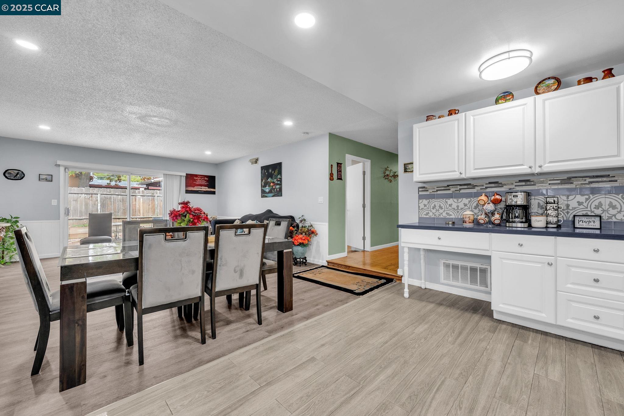 Detail Gallery Image 15 of 49 For 1016 San Carlos Dr, Antioch,  CA 94509 - 3 Beds | 2 Baths