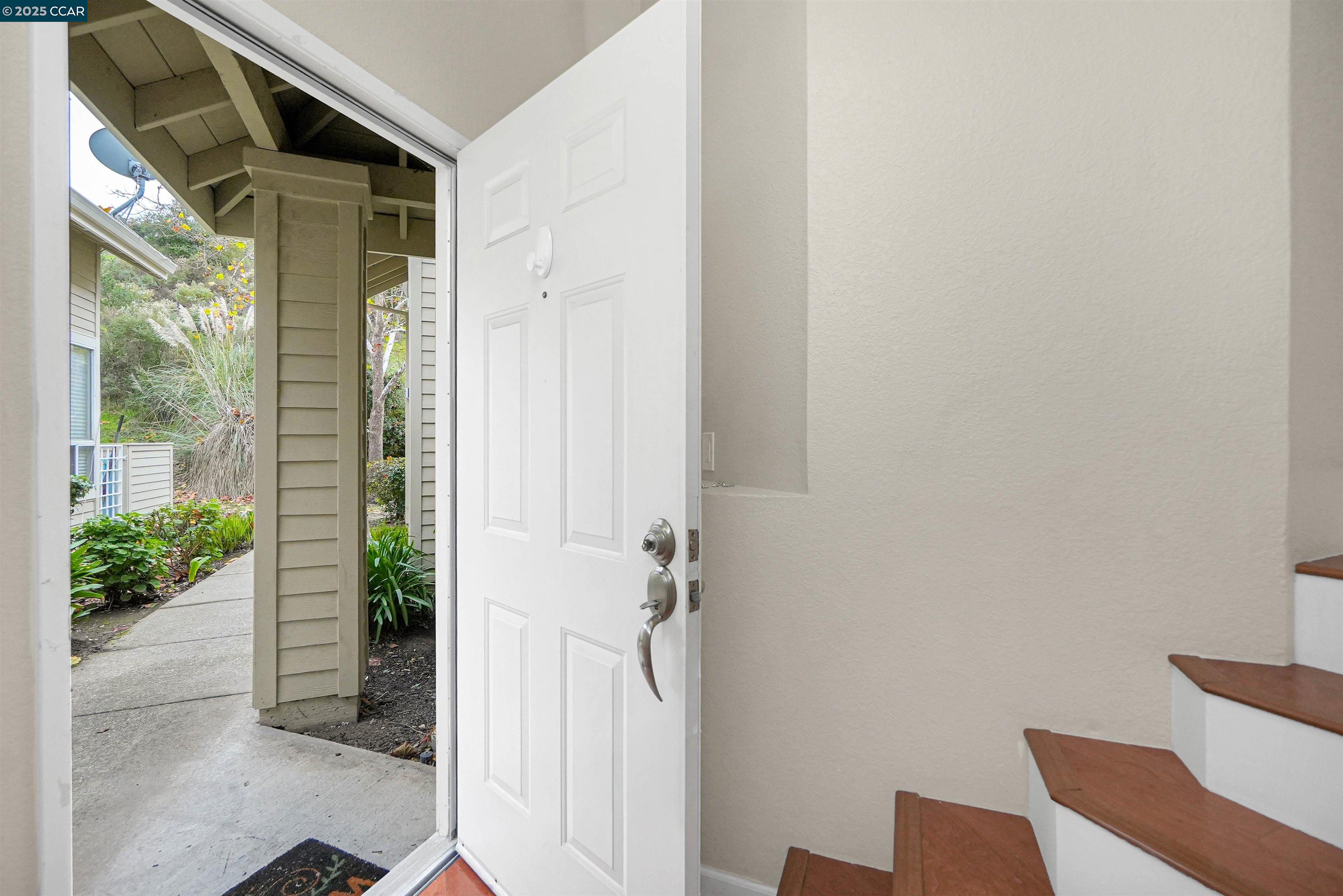 Detail Gallery Image 9 of 43 For 408 Lighthouse Ct, Hercules,  CA 94547 - 1 Beds | 1 Baths