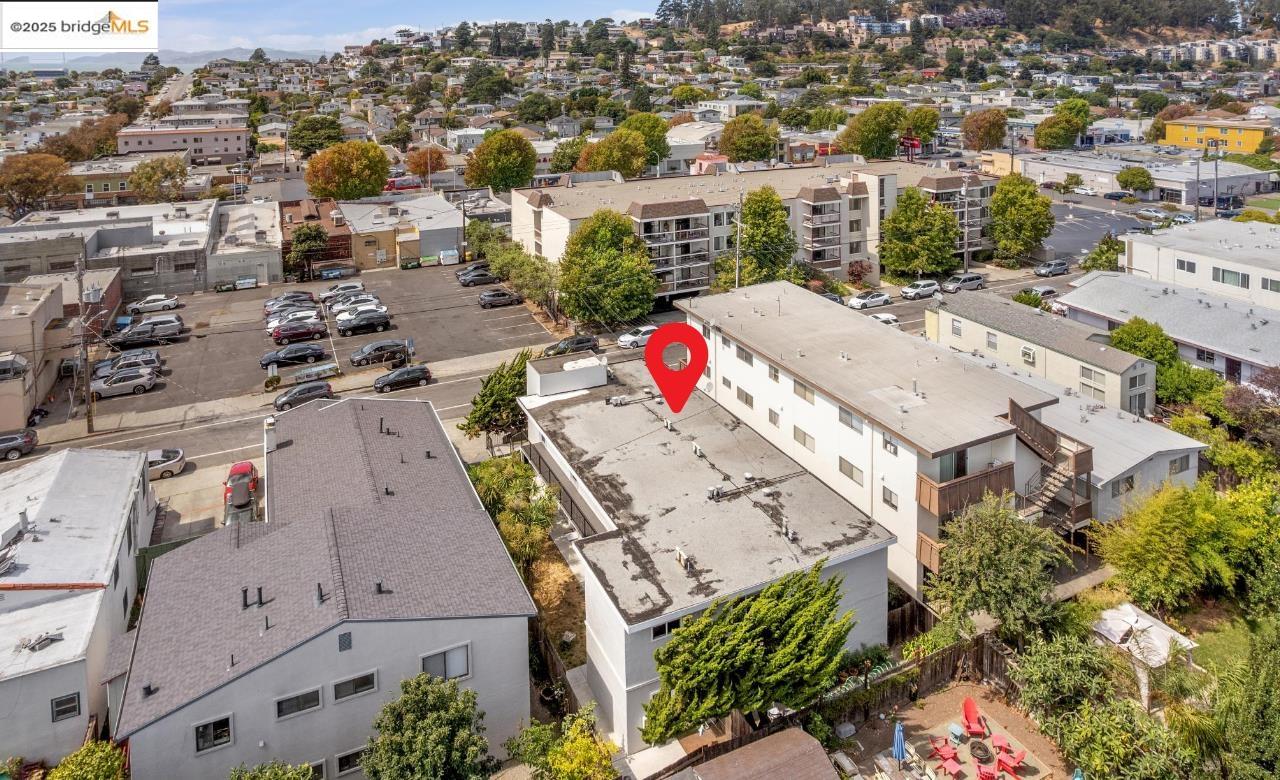 Detail Gallery Image 19 of 21 For 825 Kains Ave, Albany,  CA 94706 - – Beds | – Baths