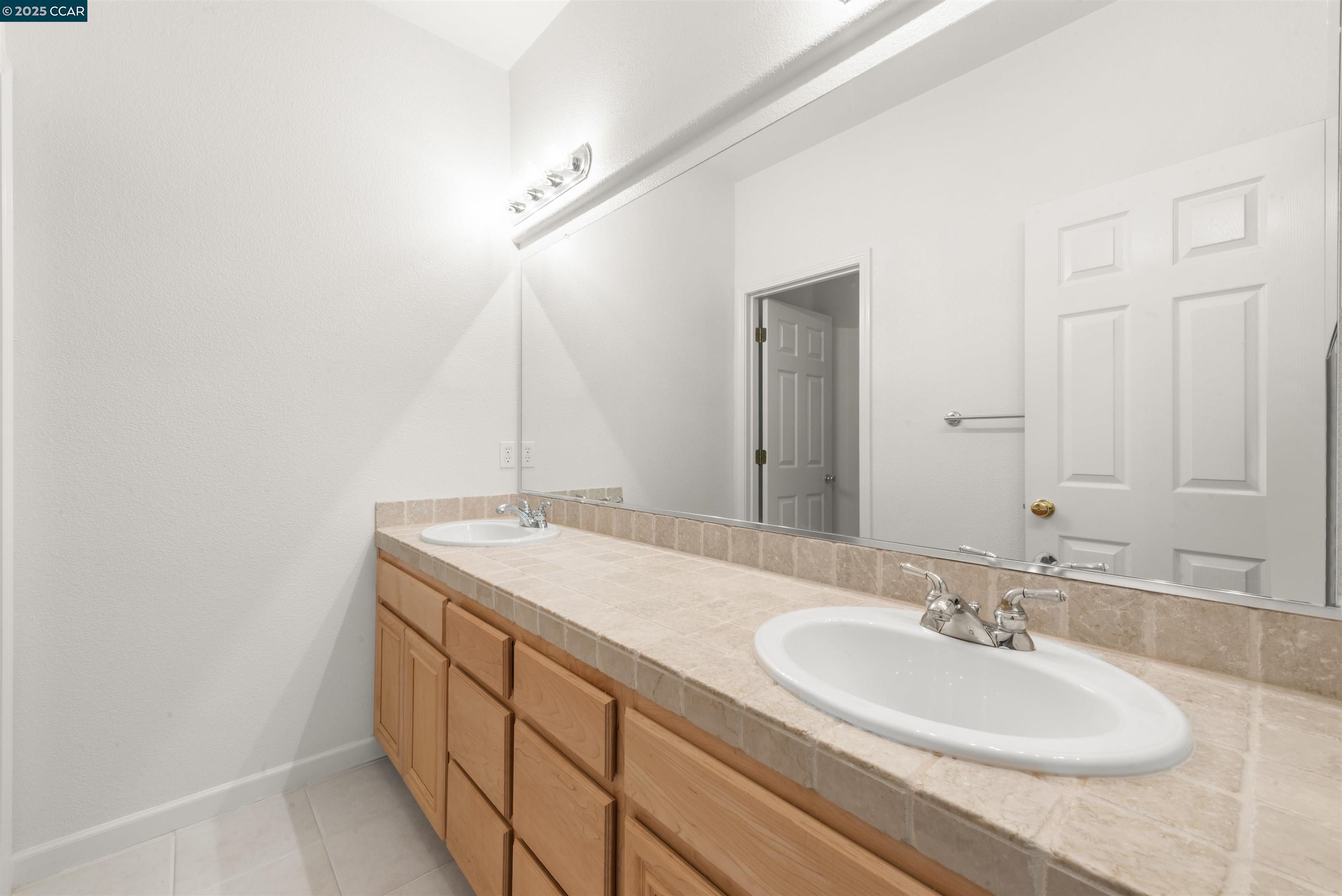 Detail Gallery Image 33 of 58 For 1012 Barkwood Ct, Concord,  CA 94521 - 5 Beds | 3/1 Baths