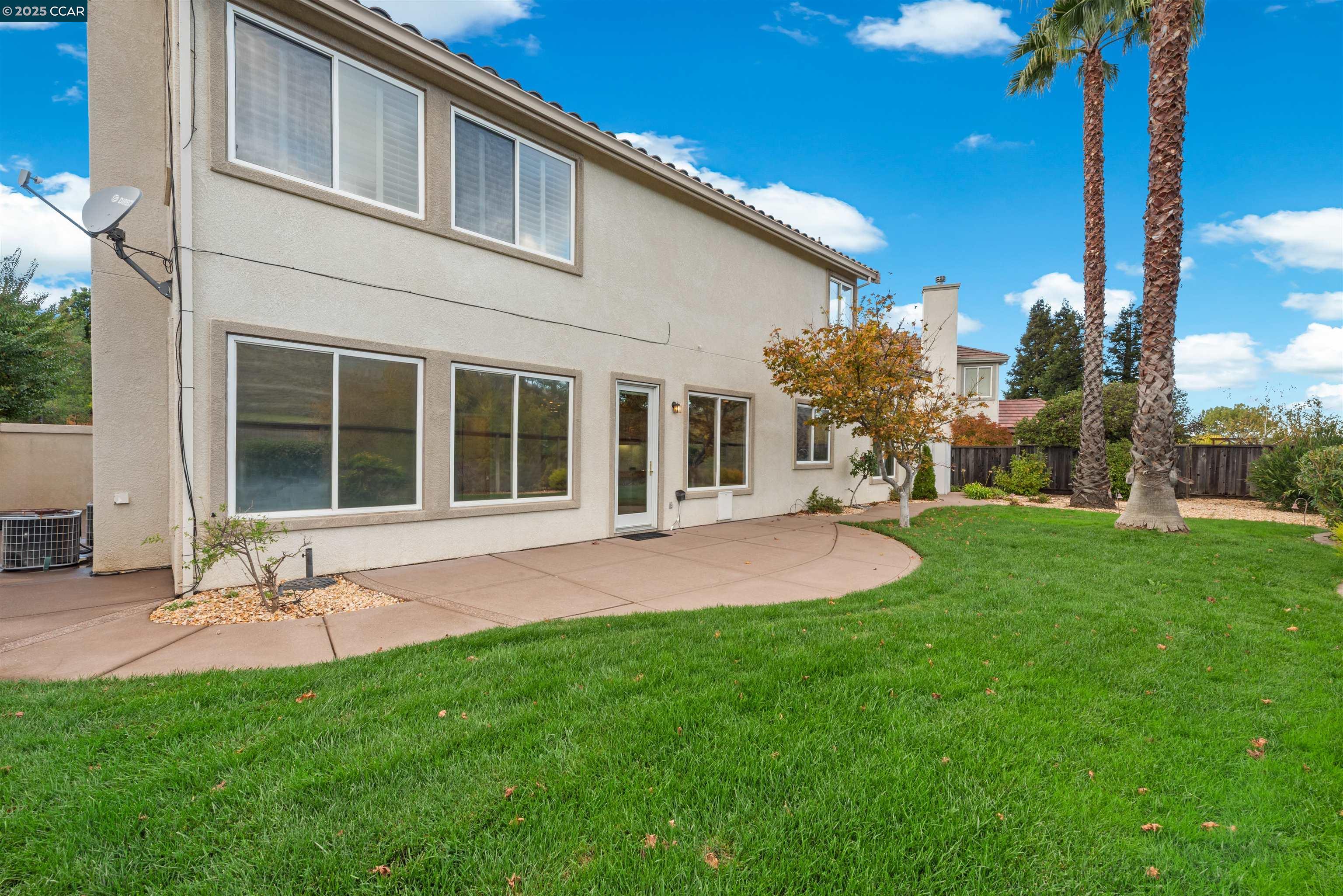 Detail Gallery Image 39 of 58 For 1012 Barkwood Ct, Concord,  CA 94521 - 5 Beds | 3/1 Baths