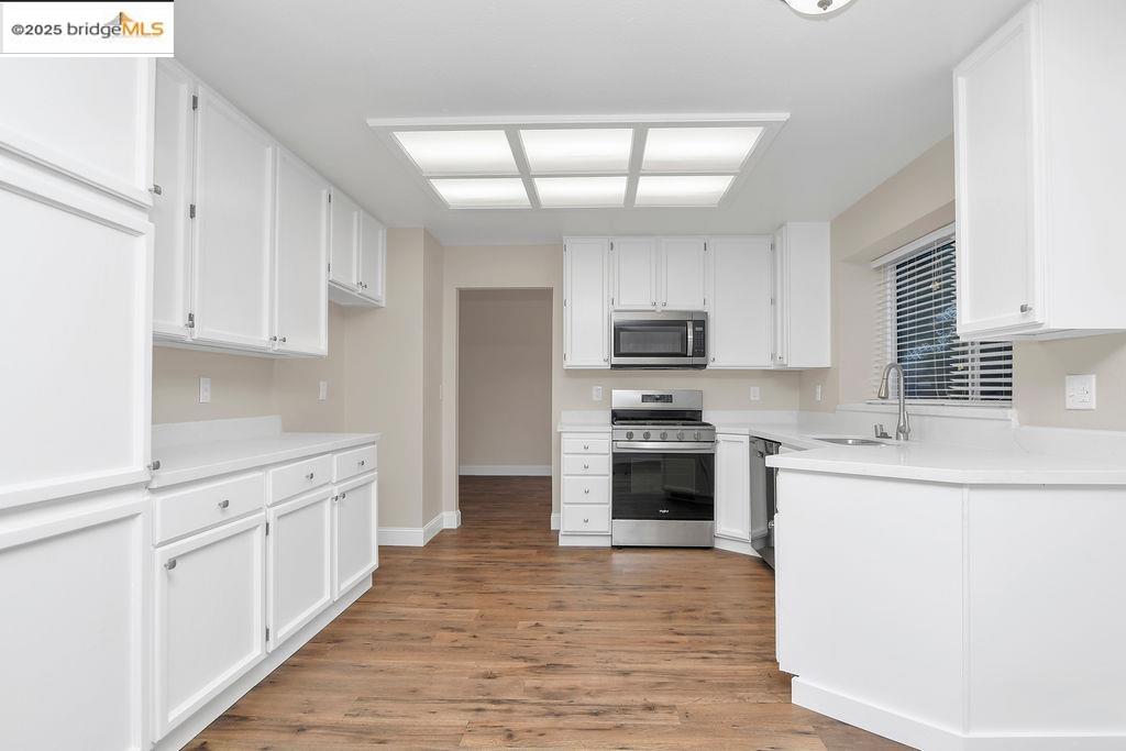 Detail Gallery Image 11 of 32 For 1060 Amanda Cir, Brentwood,  CA 94513 - 3 Beds | 2/1 Baths