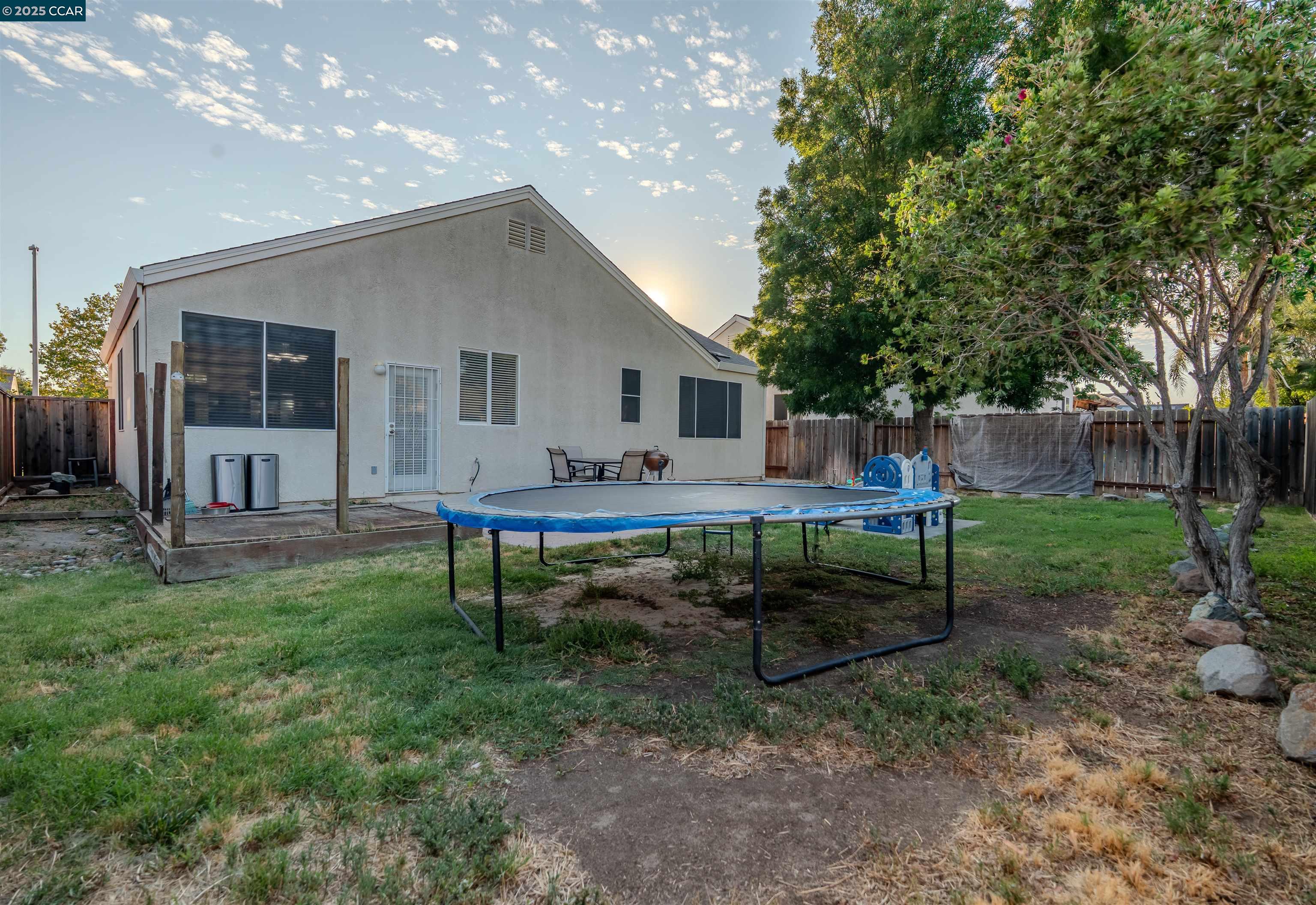 Detail Gallery Image 16 of 18 For 686 Anderson Way, Rio Vista,  CA 94571 - 3 Beds | 2 Baths