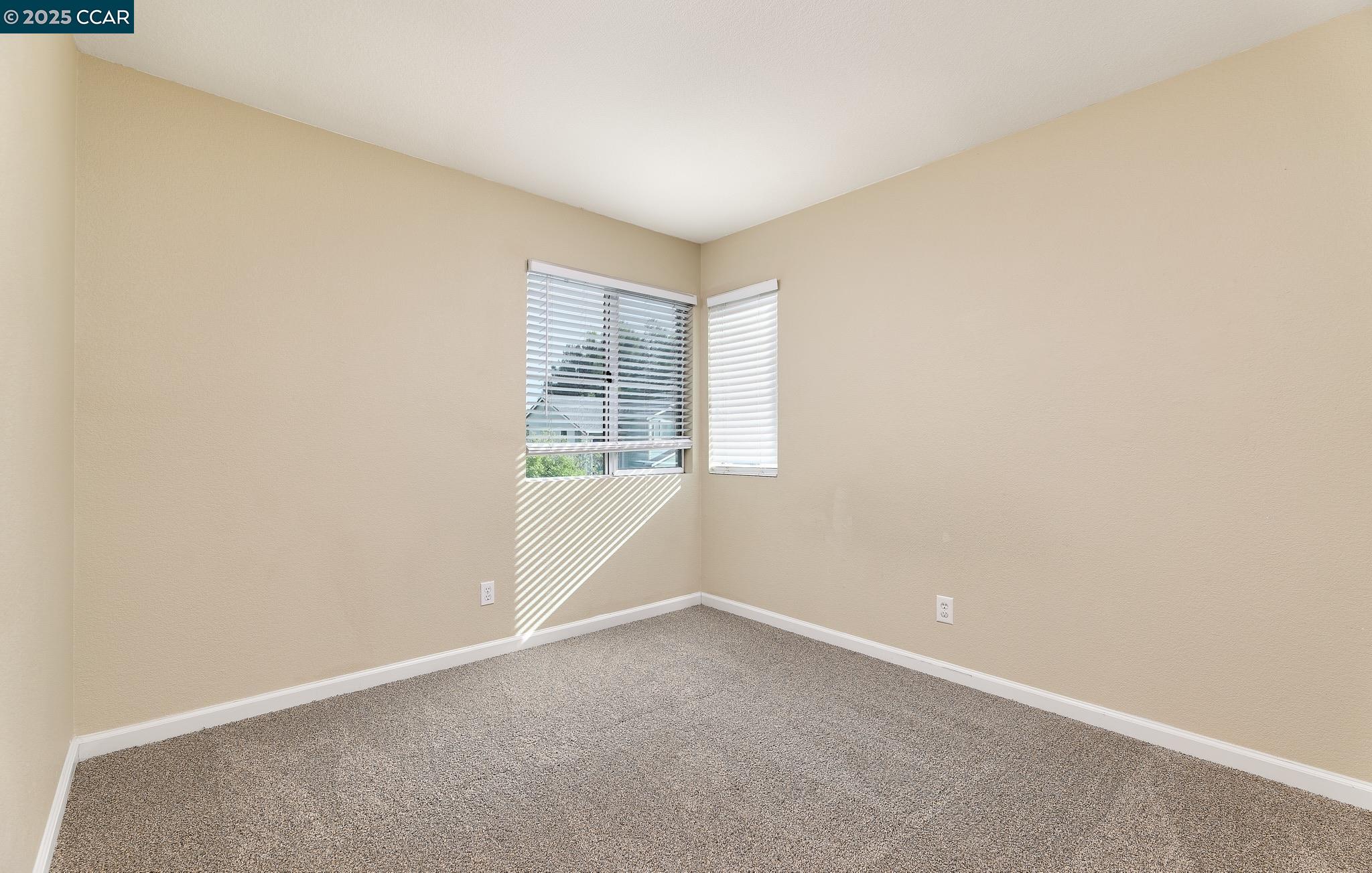 Detail Gallery Image 19 of 25 For 339 Fall Cir, Oakley,  CA 94561 - 4 Beds | 2/1 Baths