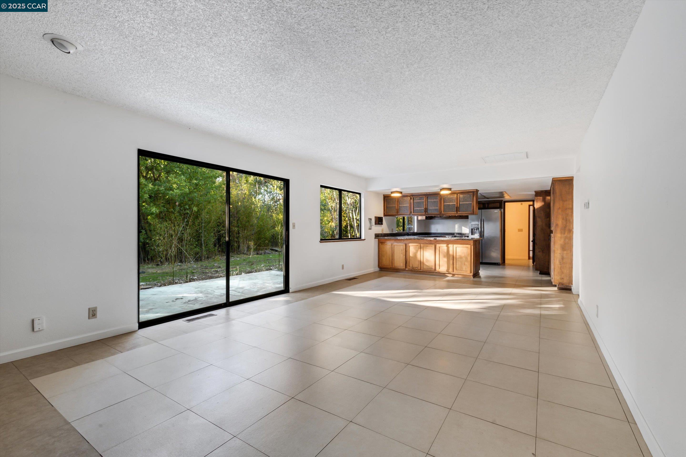 Detail Gallery Image 13 of 43 For 7441 Leisure Town Rd, Vacaville,  CA 95688 - 4 Beds | 3 Baths