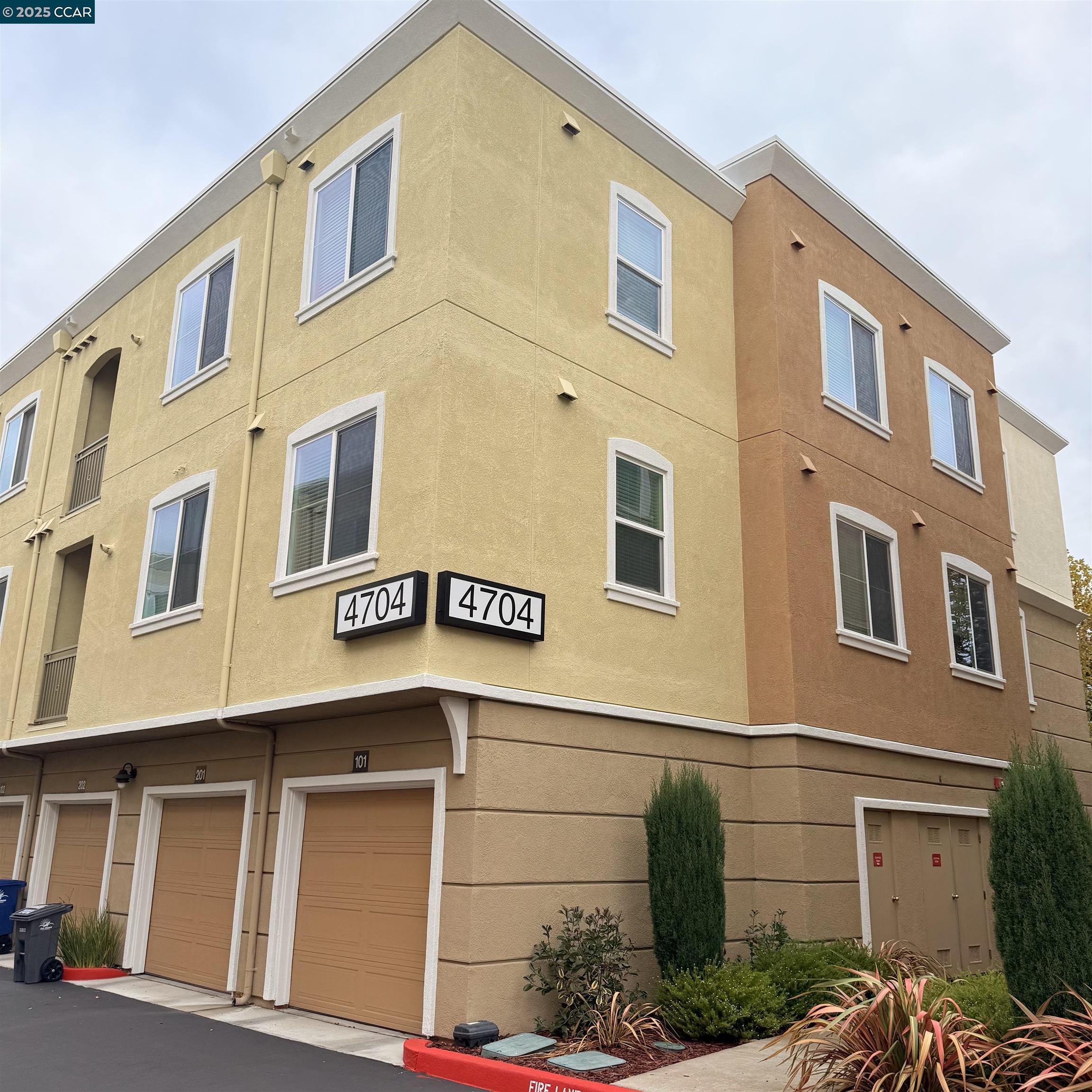 Photo #1: 41117915 Listing: Photo #1