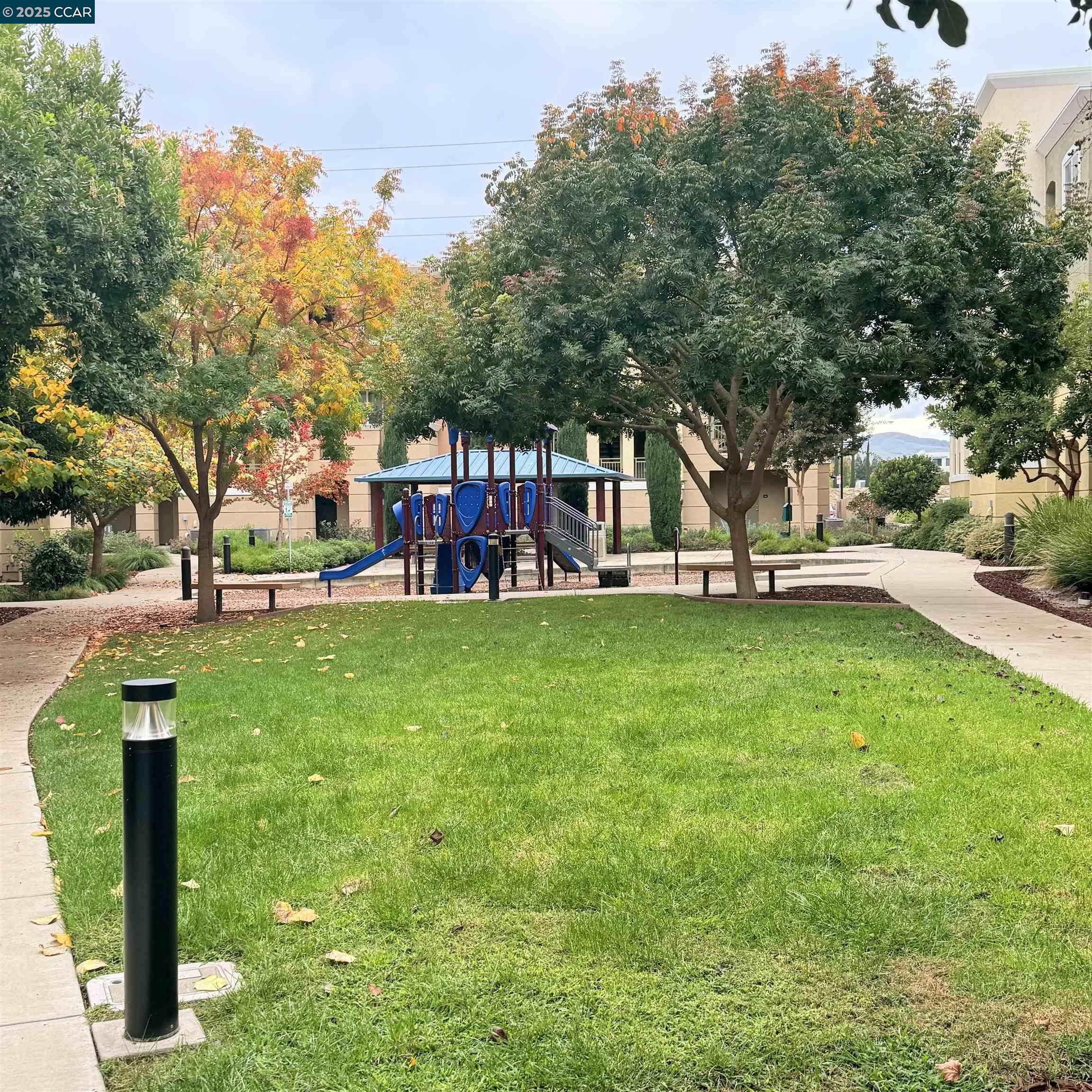 Photo #6: 41117915 Listing: Photo #6