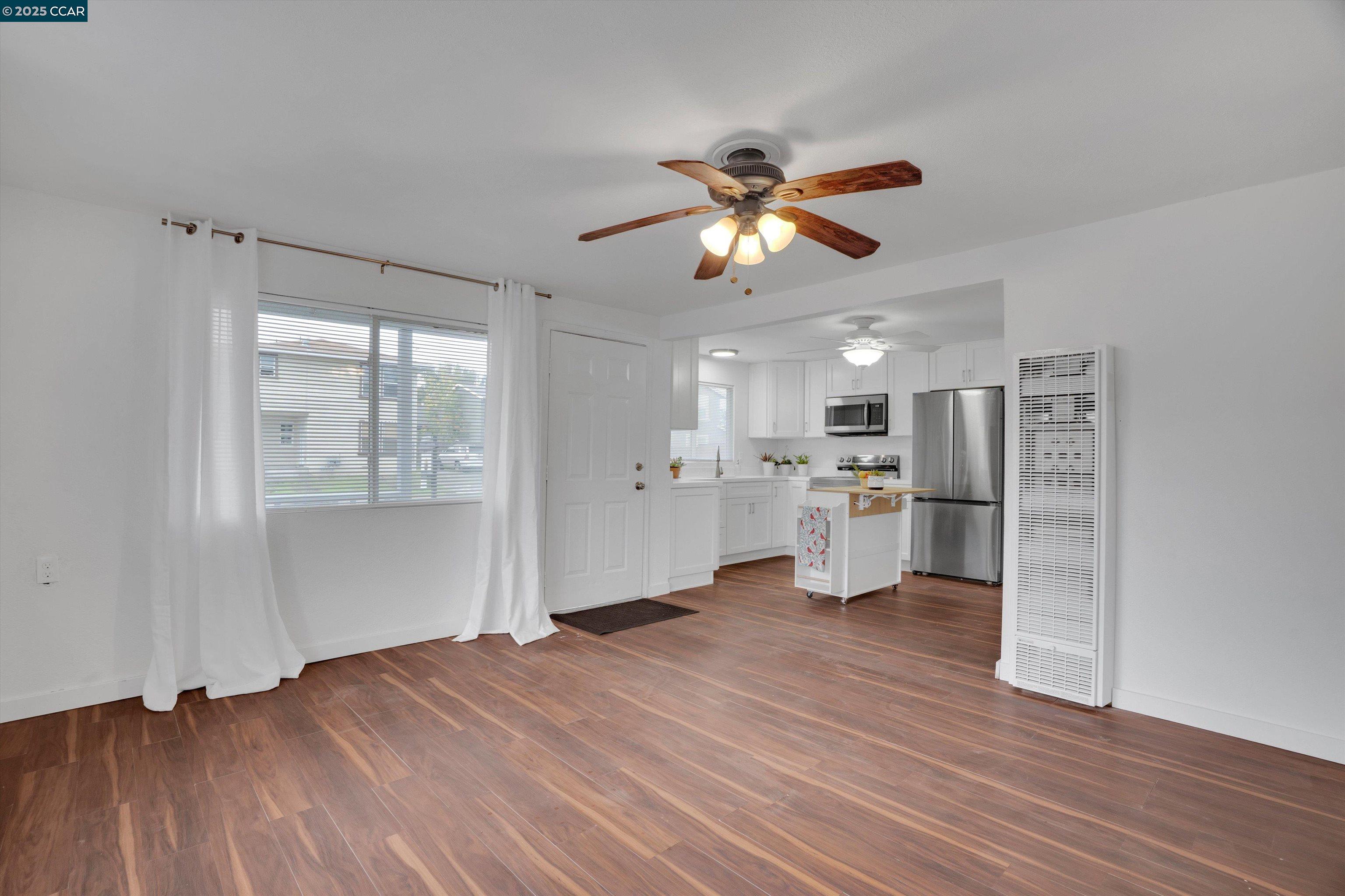 Detail Gallery Image 7 of 22 For 492 Pullman Ave, Bay Point,  CA 94565 - 3 Beds | 1 Baths