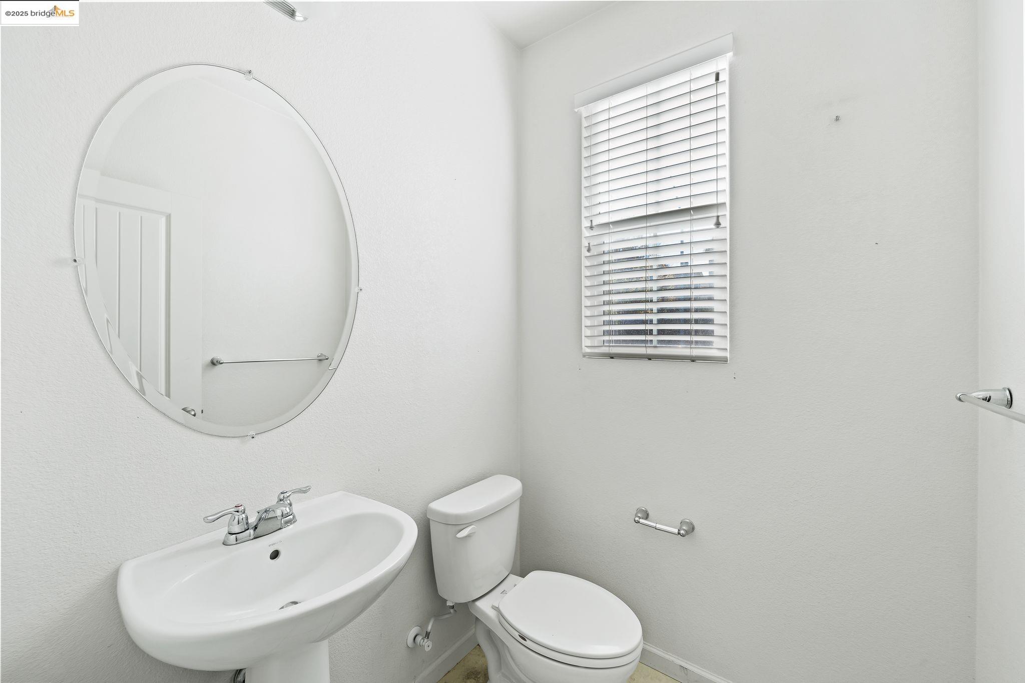 Detail Gallery Image 21 of 46 For 2249 Novi Dr, Riverbank,  CA 95367 - 3 Beds | 2/1 Baths