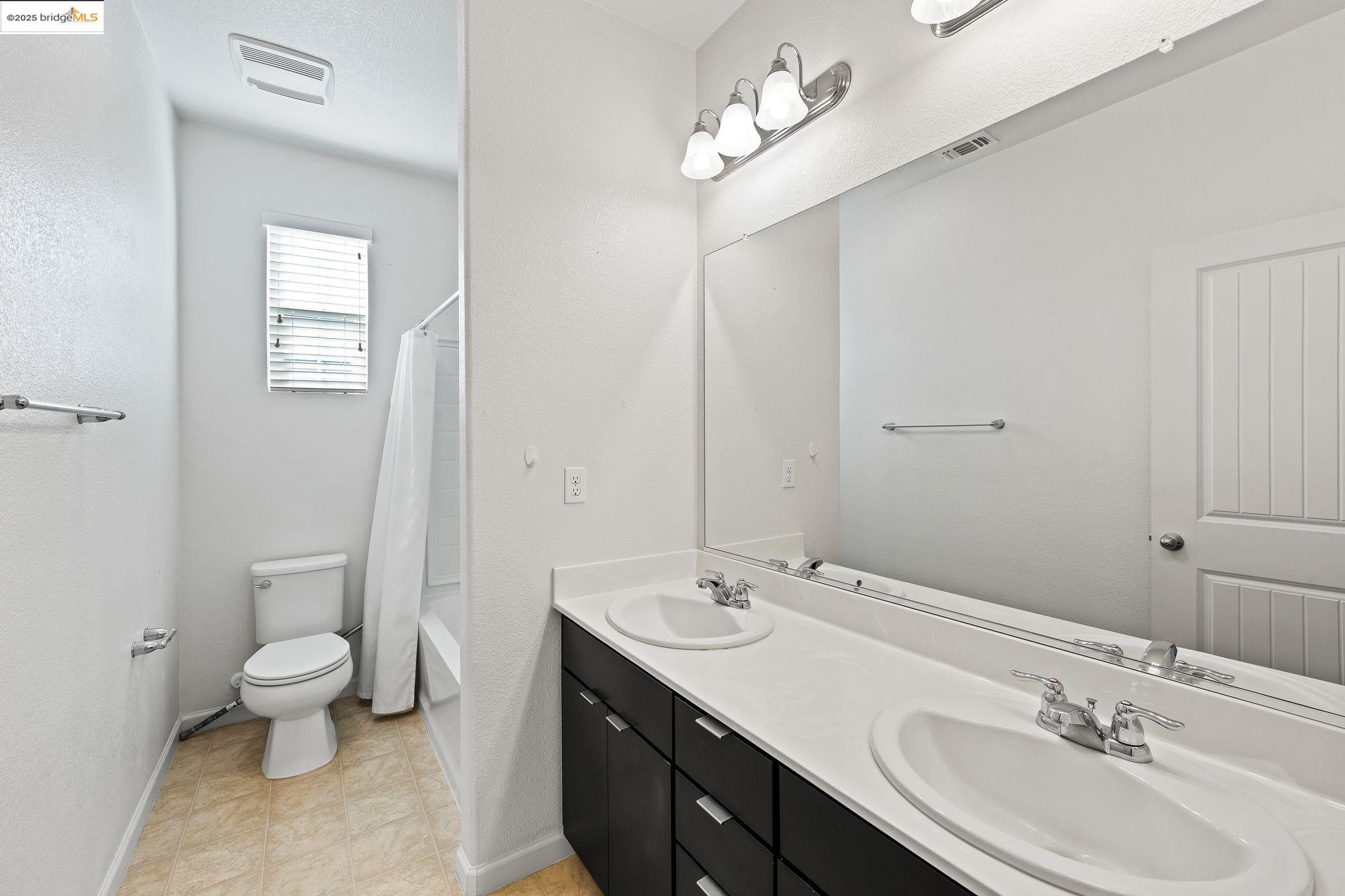 Detail Gallery Image 37 of 46 For 2249 Novi Dr, Riverbank,  CA 95367 - 3 Beds | 2/1 Baths