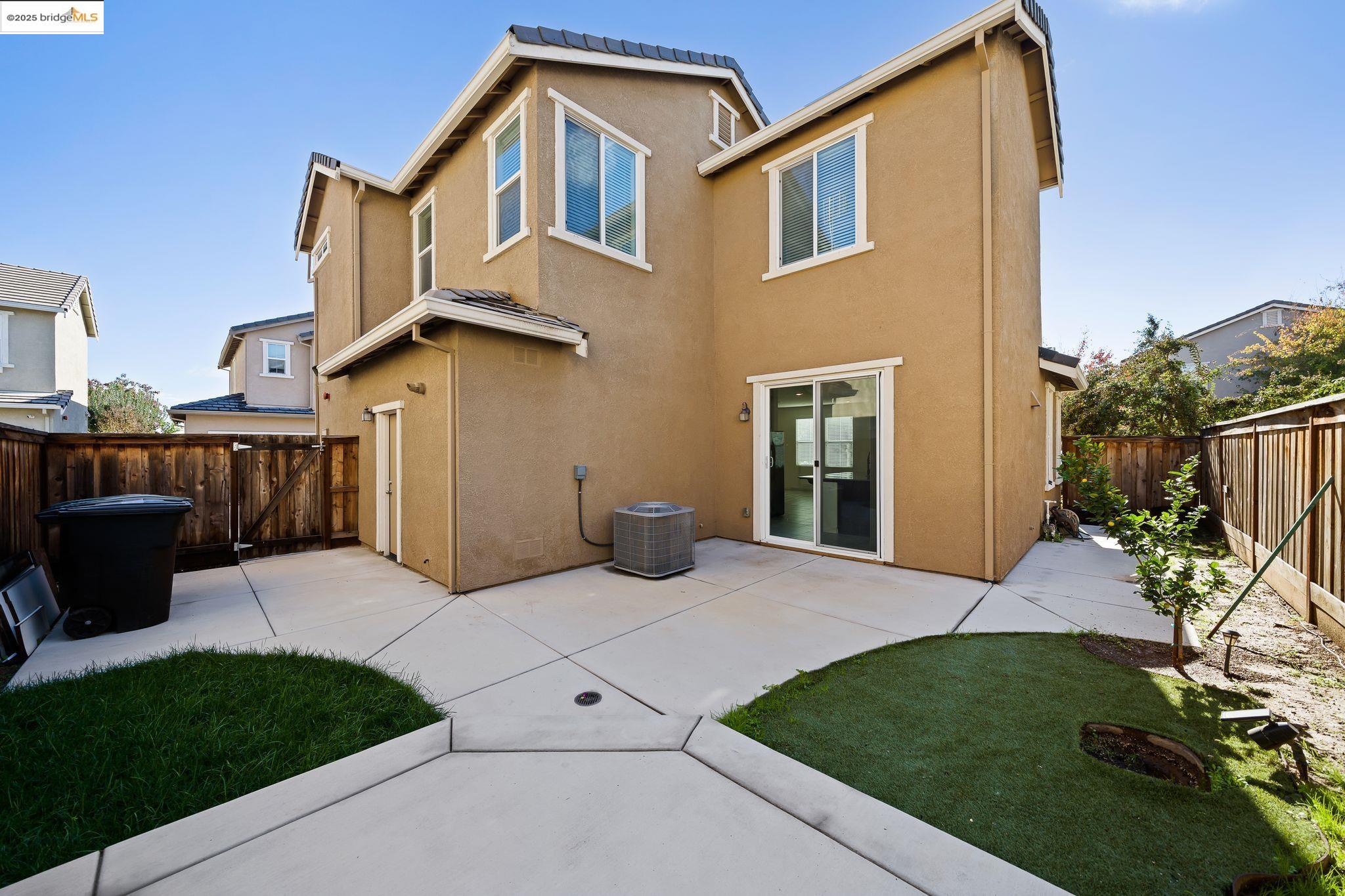 Detail Gallery Image 42 of 46 For 2249 Novi Dr, Riverbank,  CA 95367 - 3 Beds | 2/1 Baths