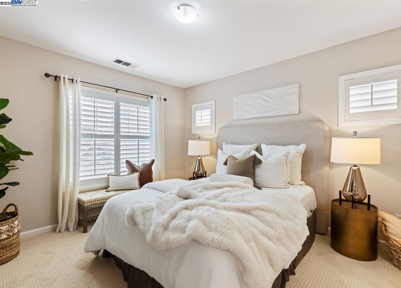 Detail Gallery Image 27 of 38 For 6020 Hillbrook Pl, Dublin,  CA 94568 - 3 Beds | 3/1 Baths