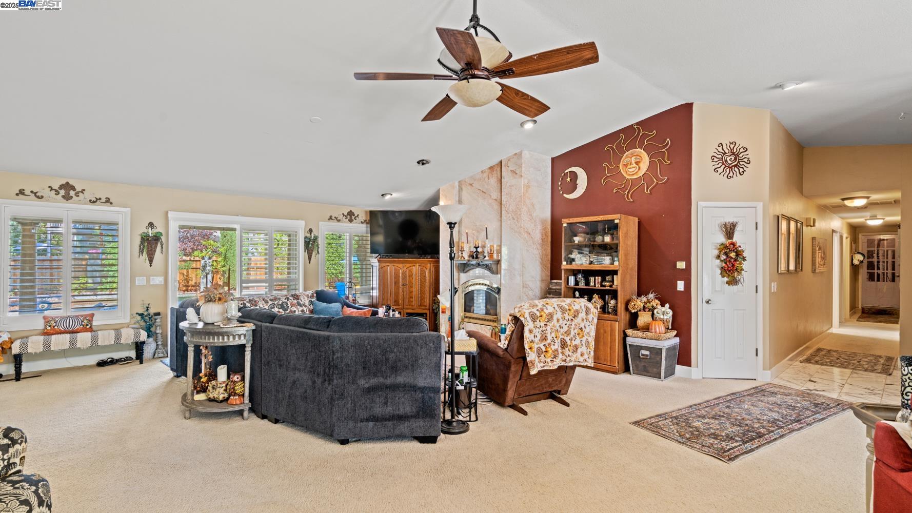 Detail Gallery Image 11 of 56 For 3208 Bonanza Dr, Cameron Park,  CA 95682 - 4 Beds | 2/1 Baths
