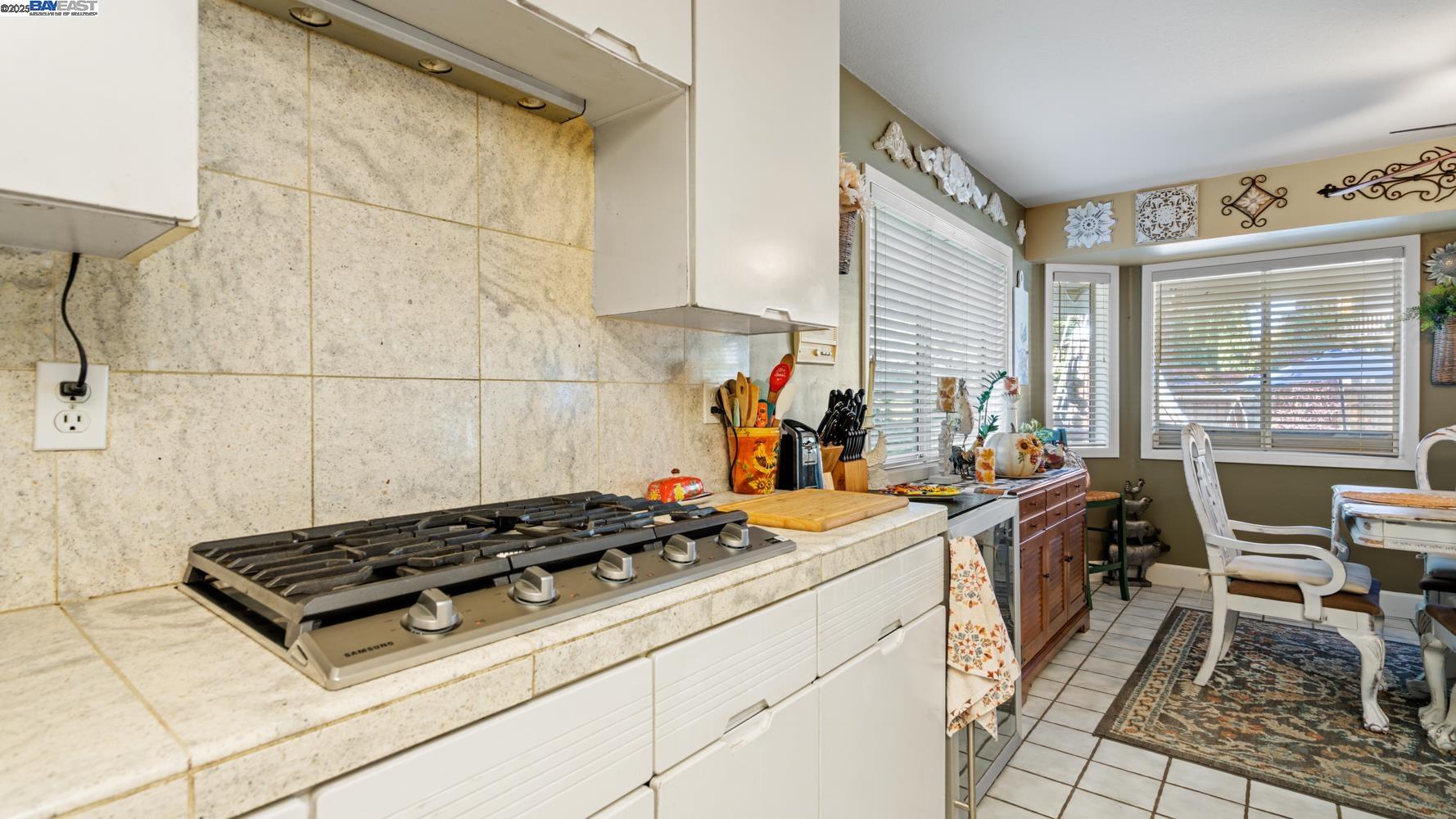 Detail Gallery Image 20 of 56 For 3208 Bonanza Dr, Cameron Park,  CA 95682 - 4 Beds | 2/1 Baths