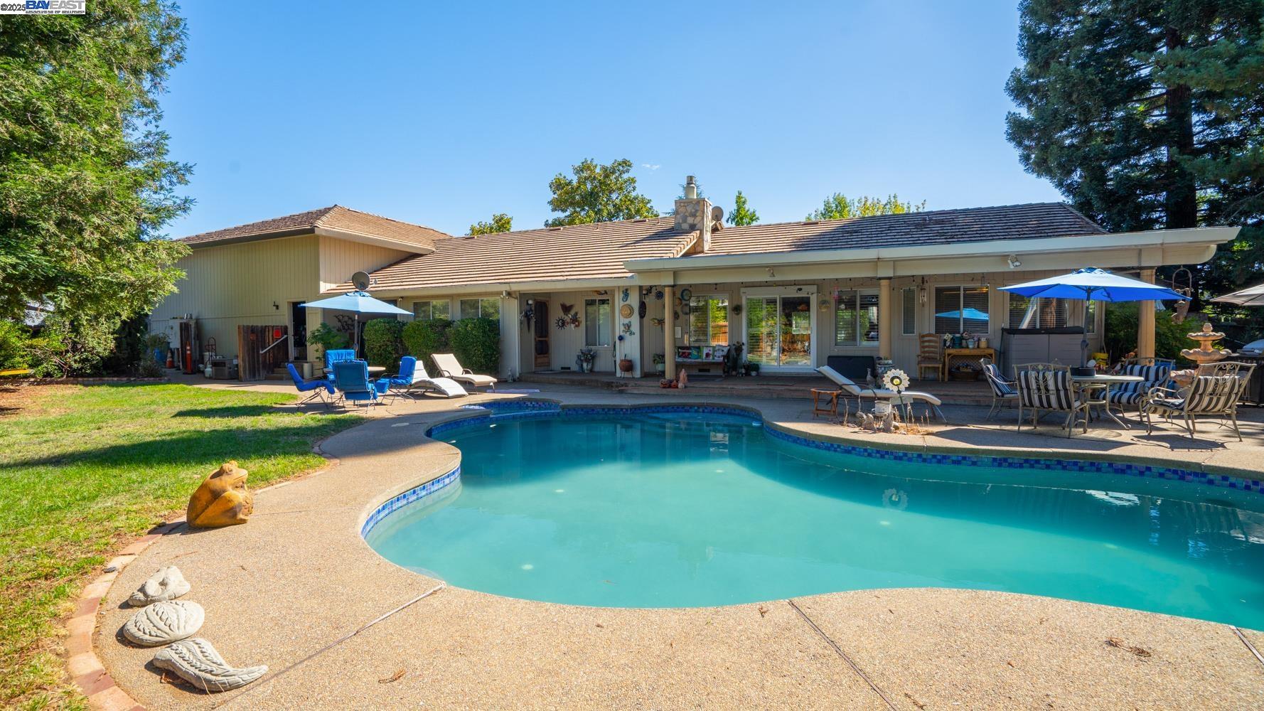 Detail Gallery Image 38 of 56 For 3208 Bonanza Dr, Cameron Park,  CA 95682 - 4 Beds | 2/1 Baths