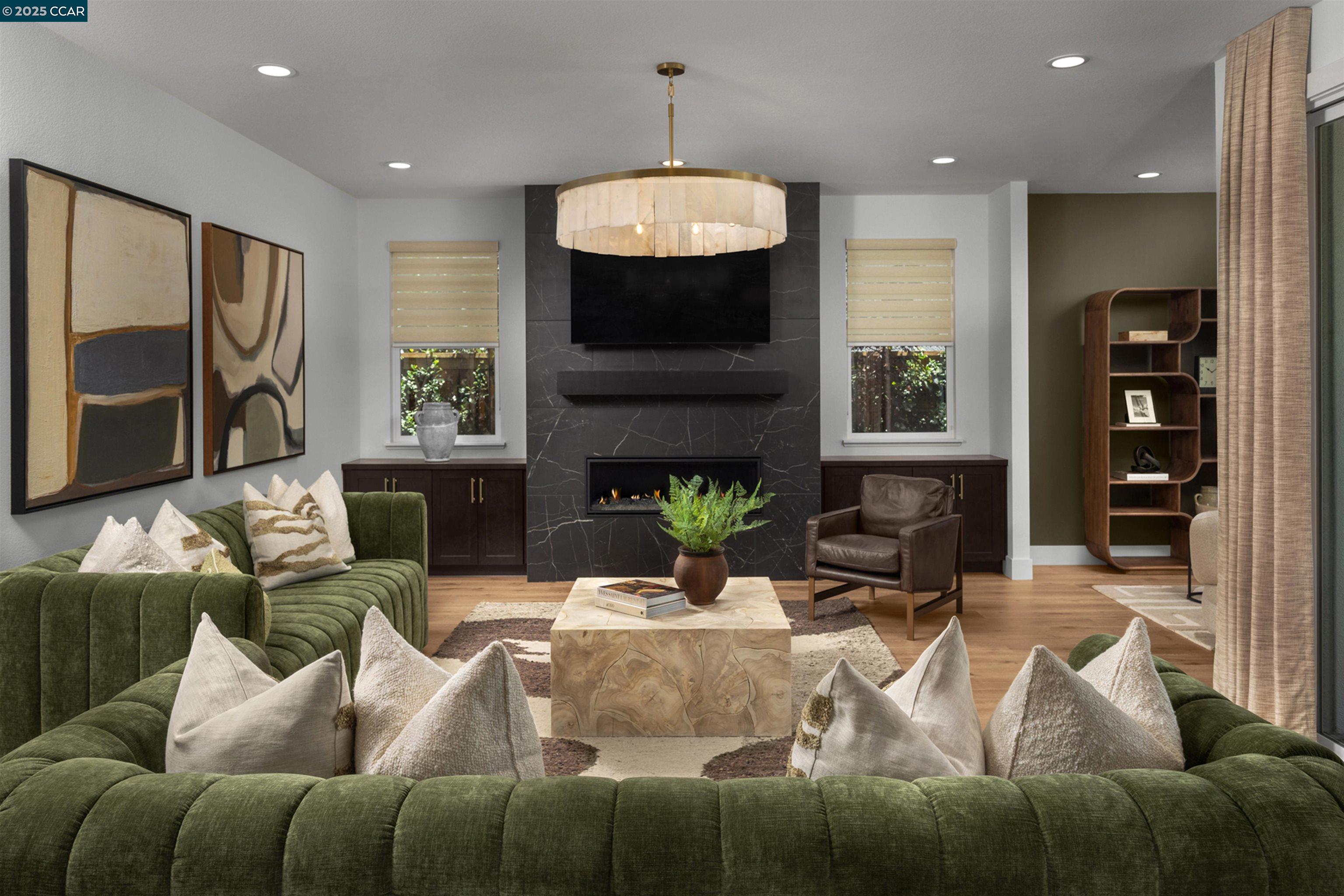 Detail Gallery Image 4 of 17 For 3600 Darnoch, Lathrop,  CA 95330 - 6 Beds | 4/1 Baths