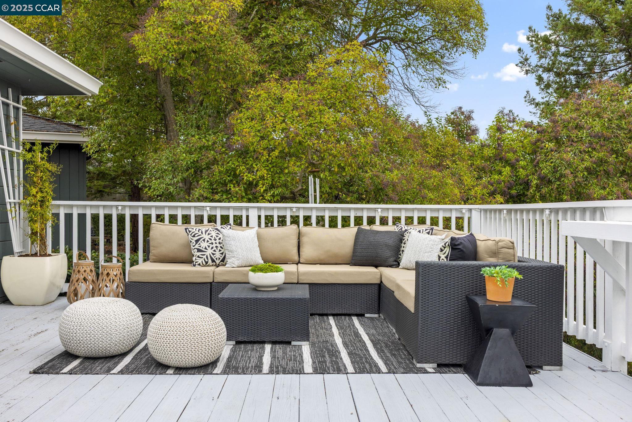 Detail Gallery Image 40 of 60 For 110 Twin Peaks Drive, Walnut Creek,  CA 94595 - 3 Beds | 2 Baths